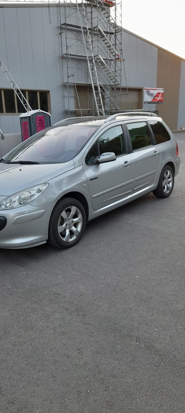 PEUGEOT 2.0 16V 143 Platinum Edition-image-1