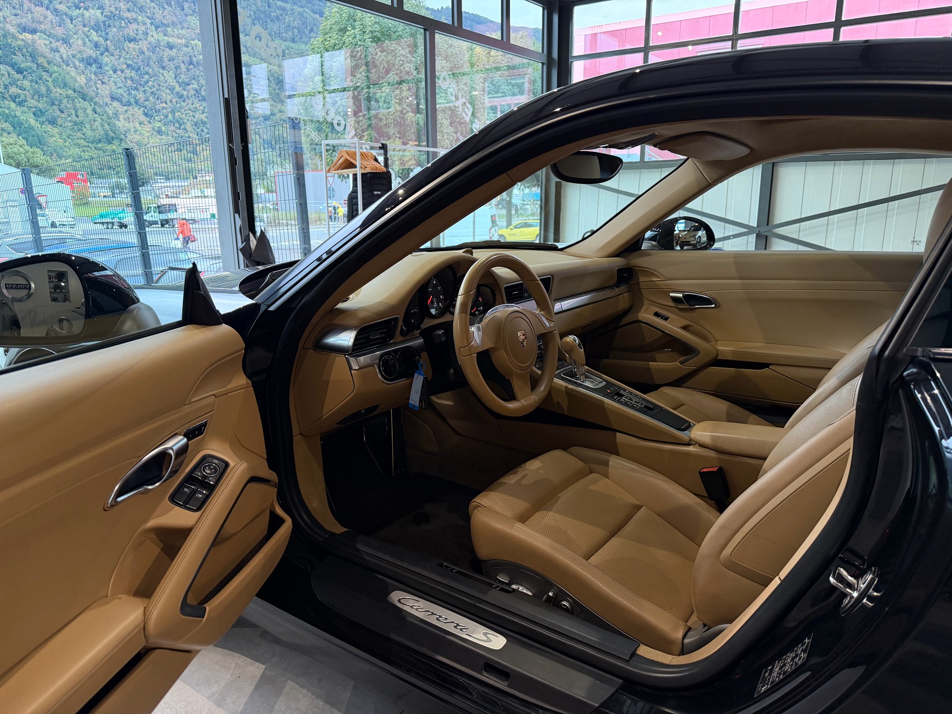 PORSCHE 911 Coupé 3.8 Carrera S PDK-image-31
