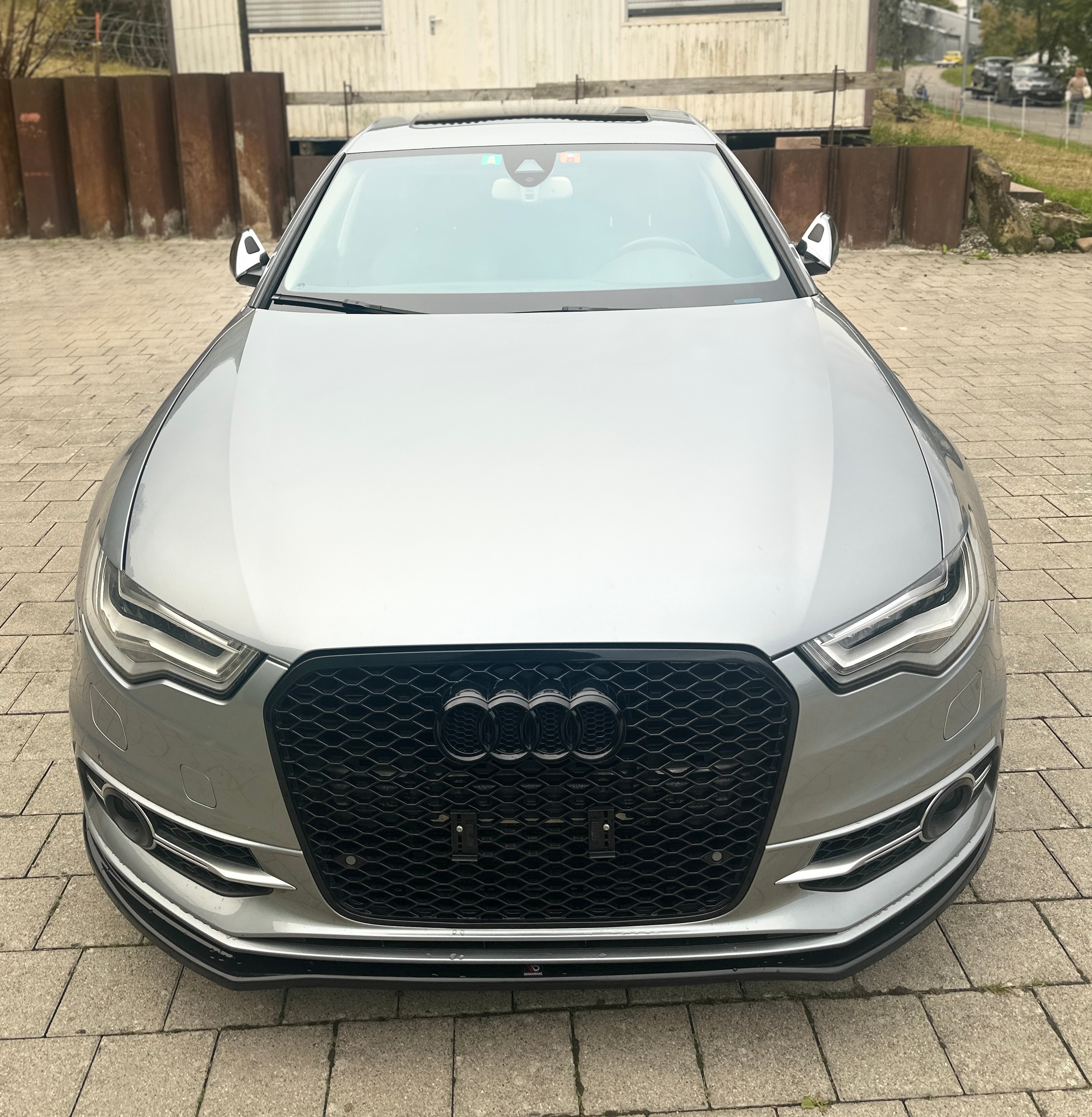 Car photo