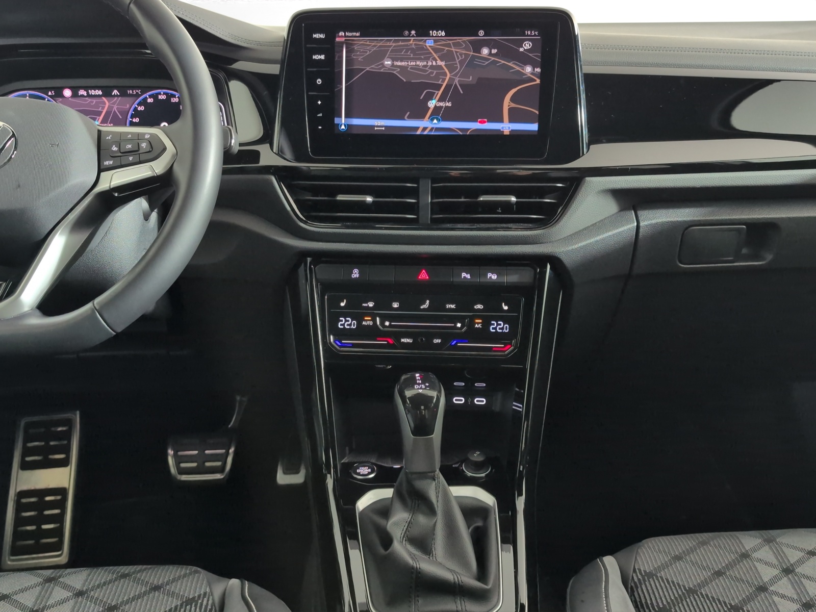 VW T-Roc 2.0 TSI R-Line DSG 4Motion-image-10