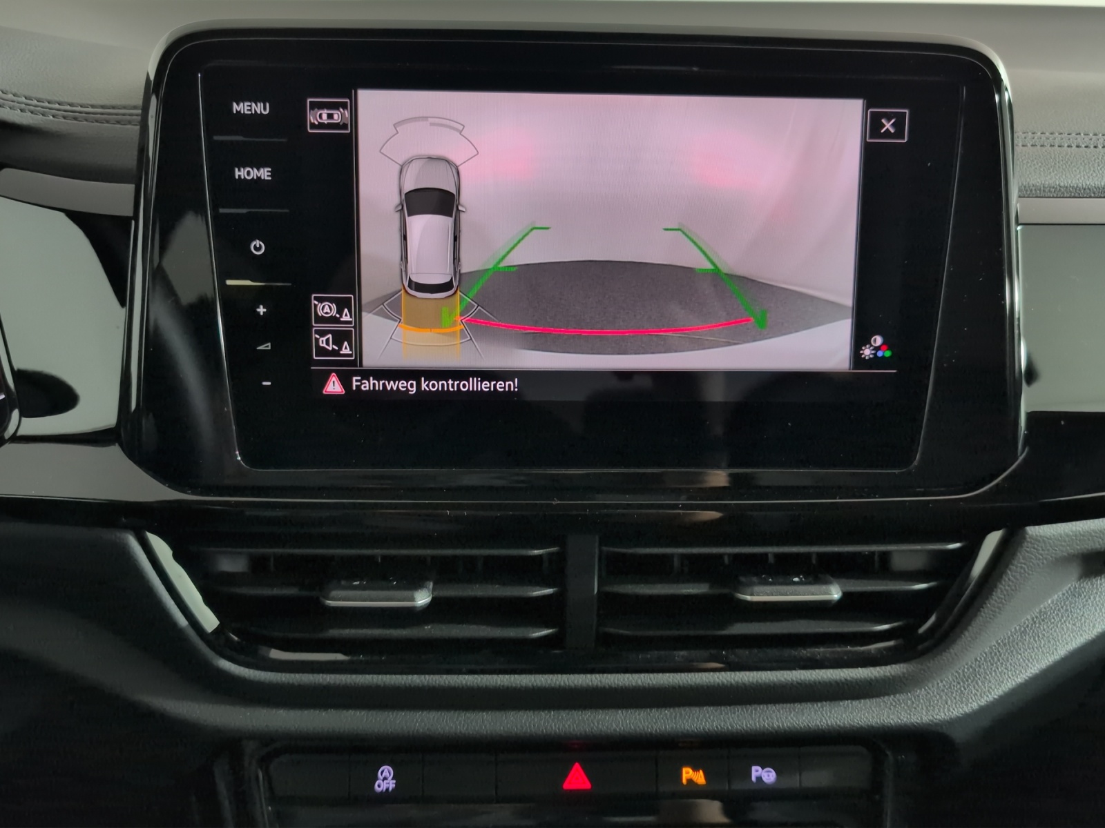 VW T-Roc 2.0 TSI R-Line DSG 4Motion-image-12