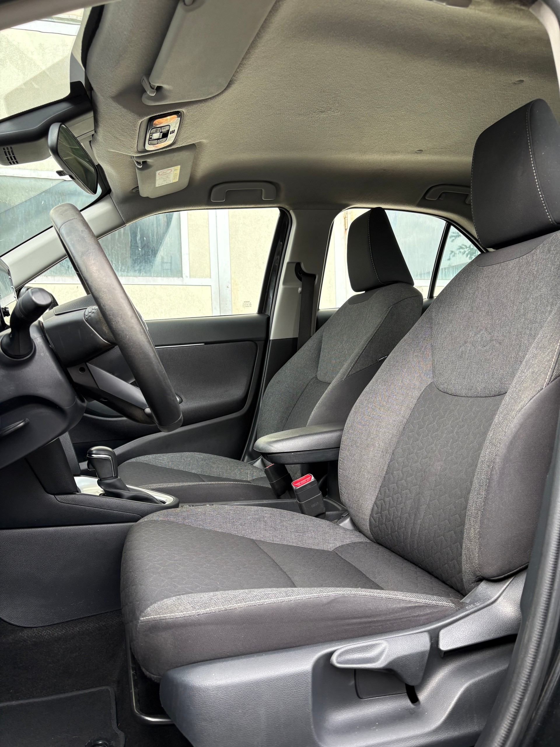 TOYOTA Yaris Cross 1.5 Comfort e-CVT-image-5