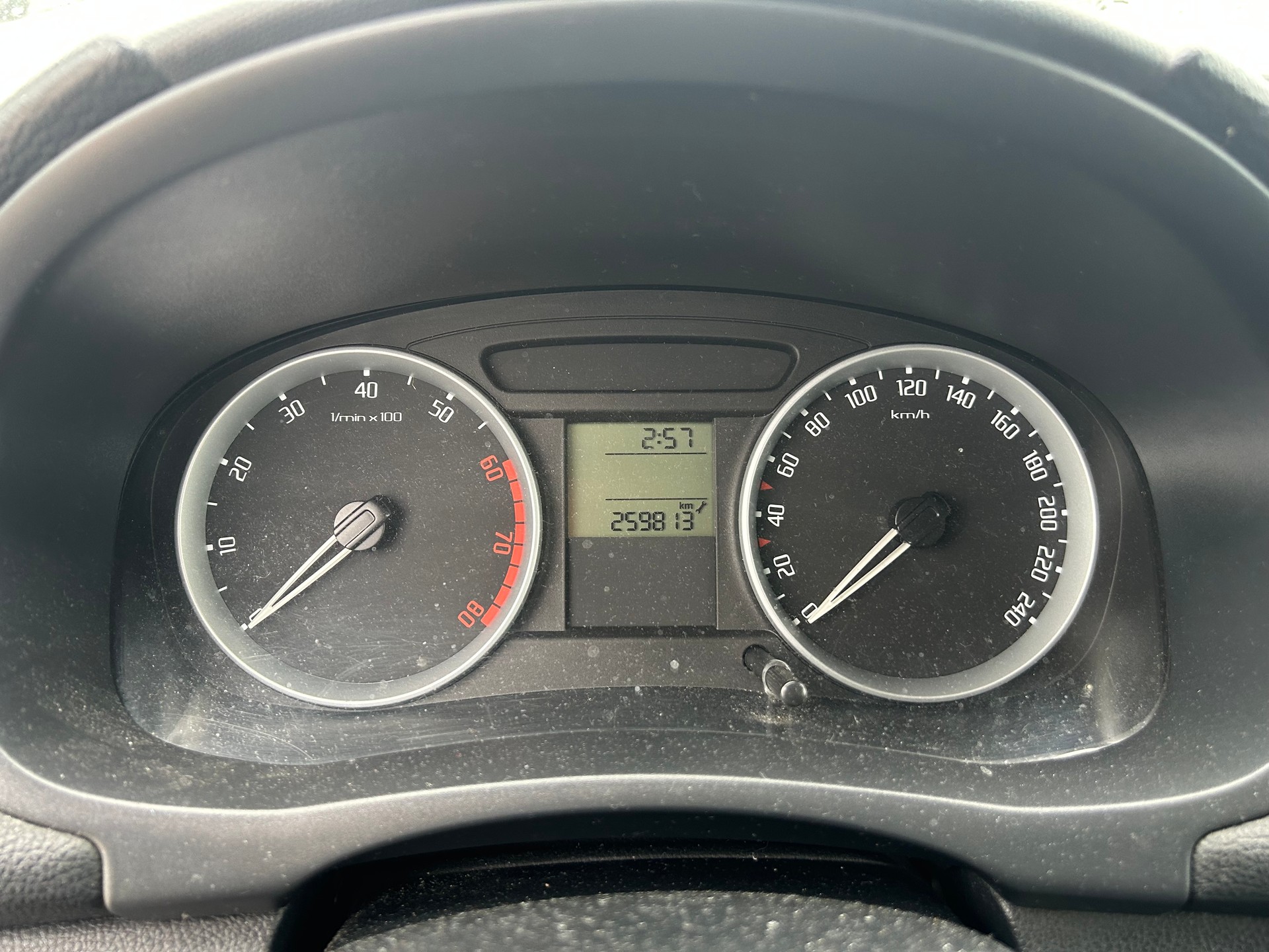SKODA Fabia 1.2 Entry-image-7