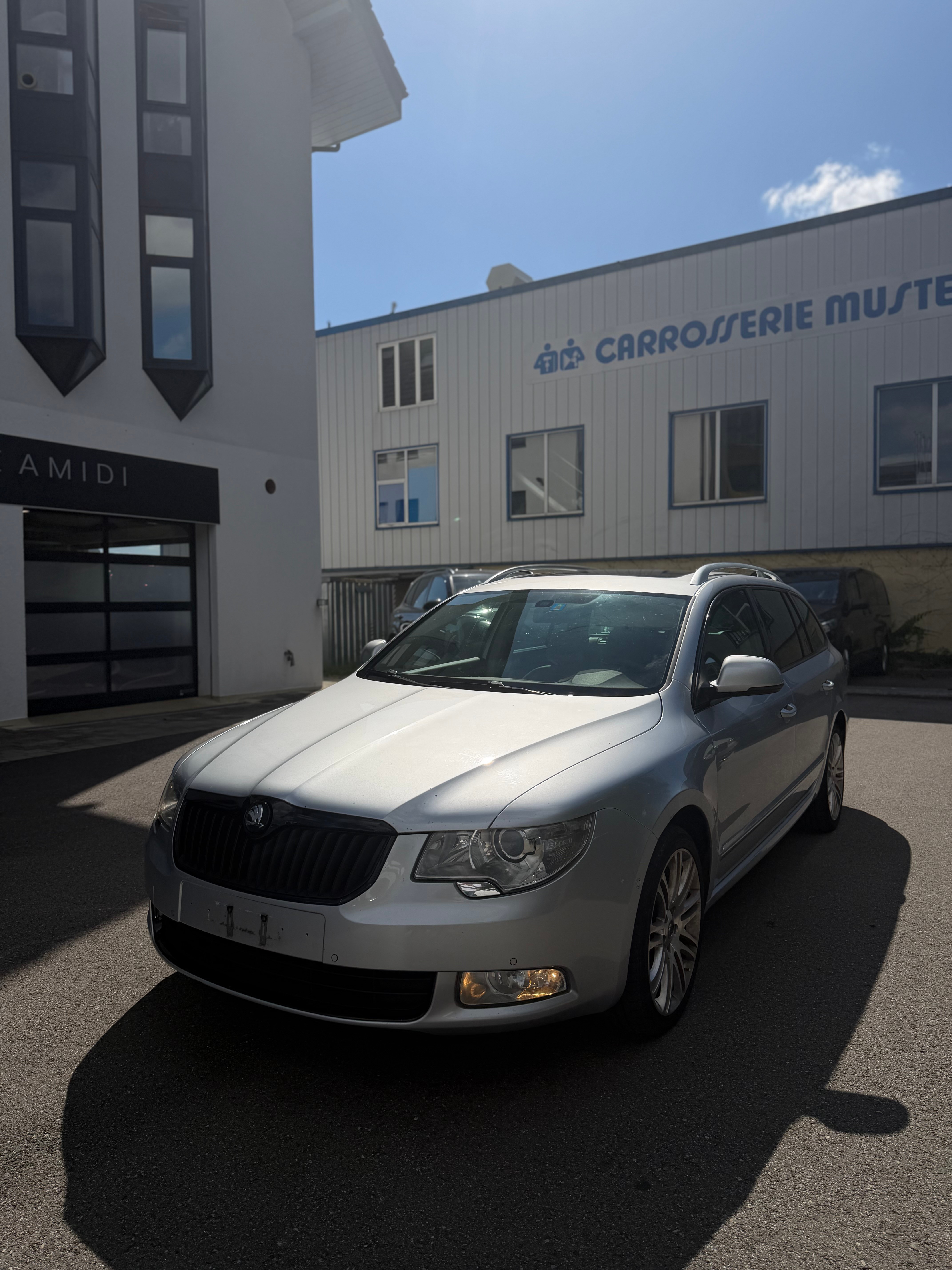 Car photo