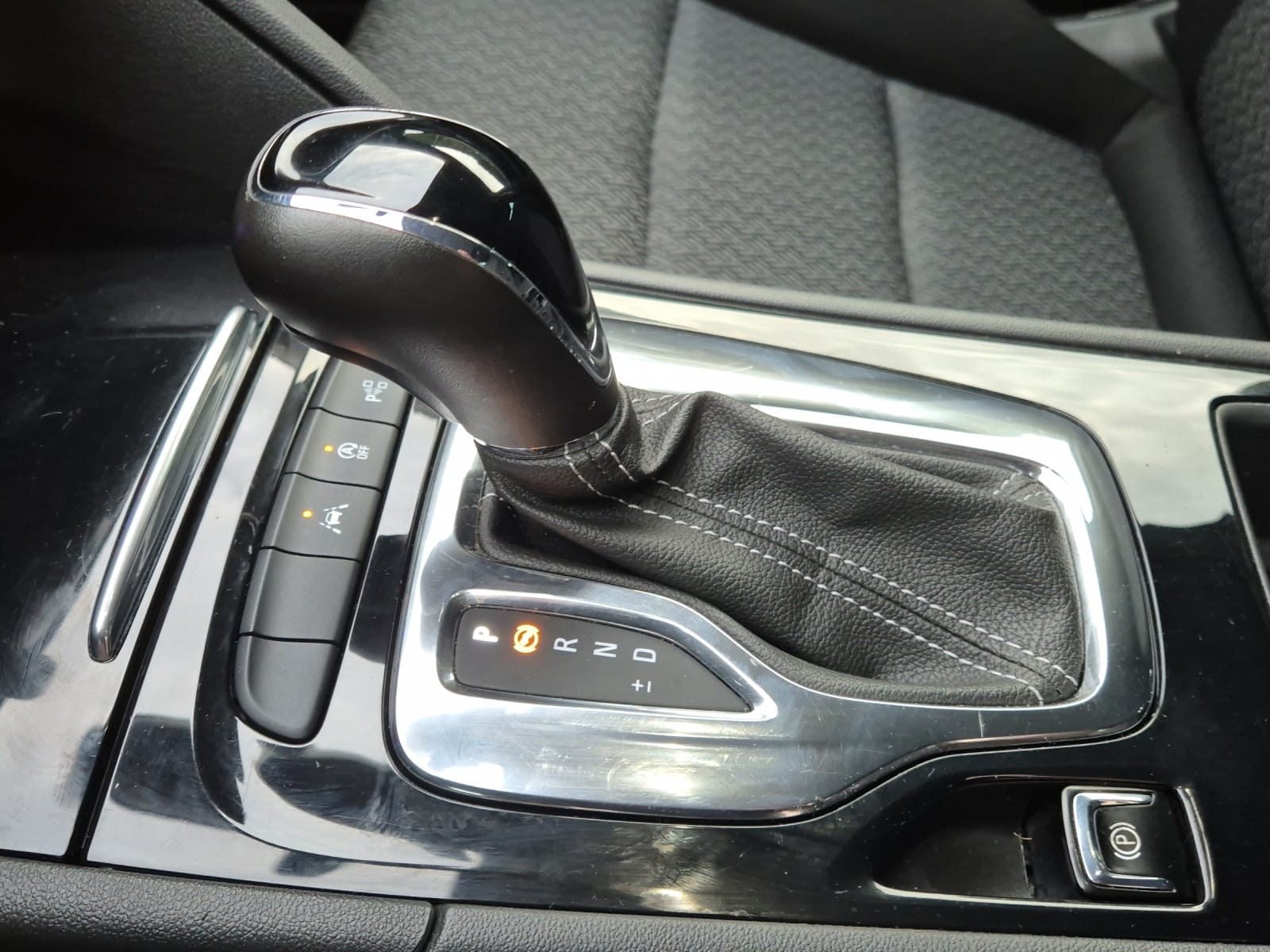 OPEL Insignia 1.5 T Sports Tourer Edition Automatic-image-11