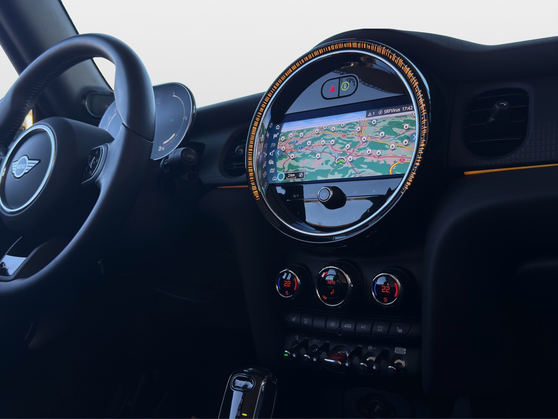 MINI Cooper S Cabriolet DKG*Ab MFK,1 Jahr oder 20'000km Garantie auf Motor und Getriebe*-image-15