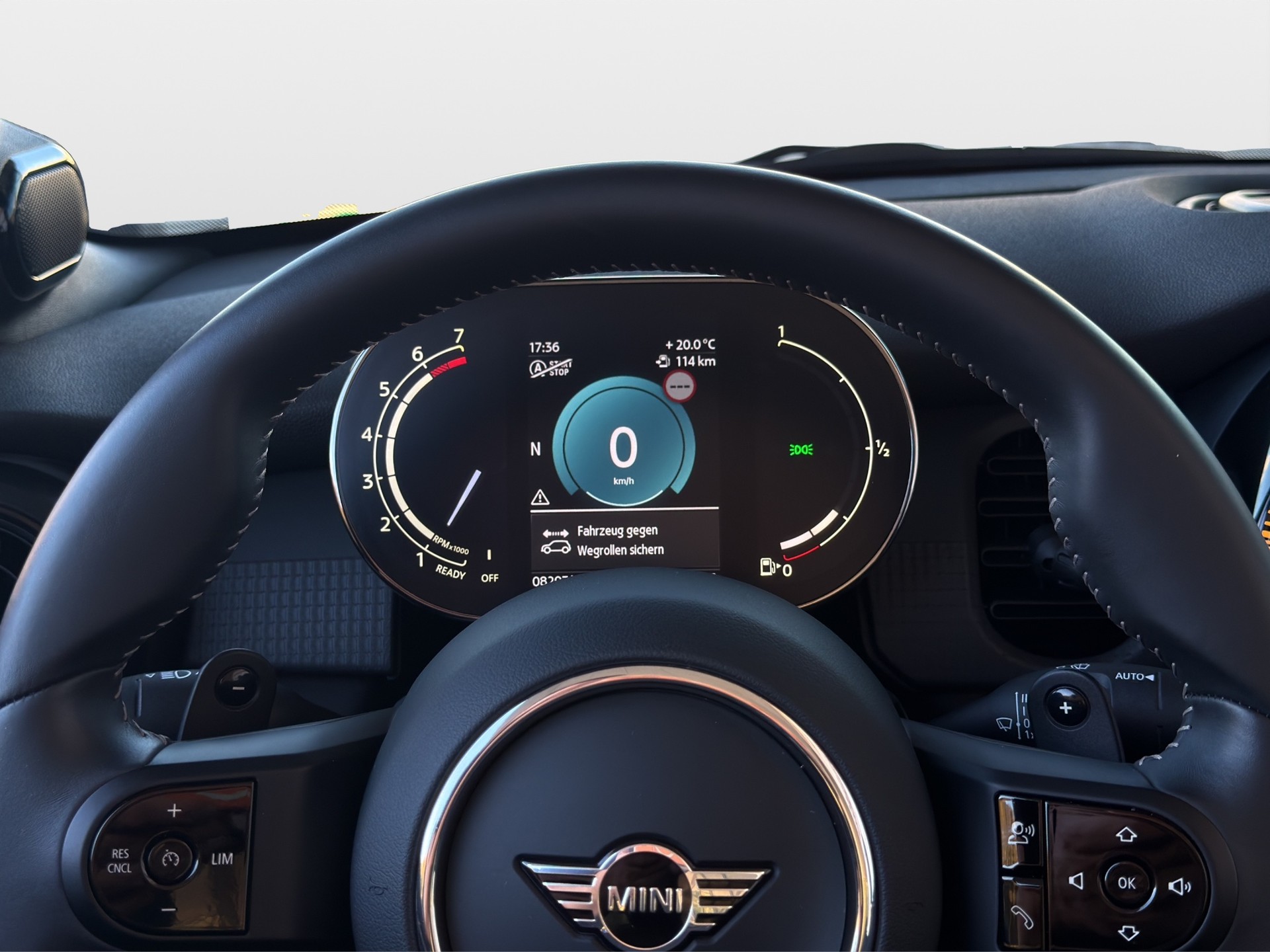 MINI Cooper S Cabriolet DKG*Ab MFK,1 Jahr oder 20'000km Garantie auf Motor und Getriebe*-image-12