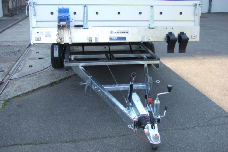 TEMARED Carkeeper 4020 P 3000kg mit Holzboden und Bordwände-image-6