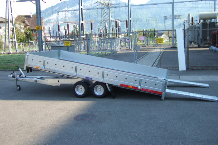 TEMARED Carkeeper 4020 P 3000kg mit Holzboden und Bordwände-image-3