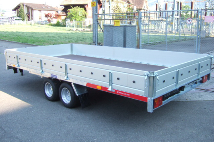 TEMARED Carkeeper 4020 P 3000kg mit Holzboden und Bordwände-image-11