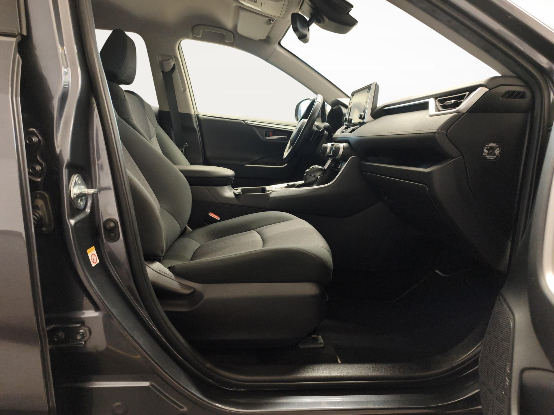 TOYOTA RAV4 2.5 HEV Trend-image-9