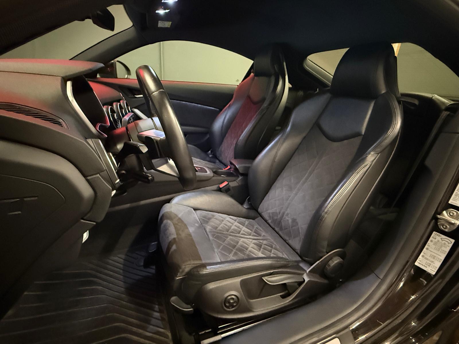 AUDI TT Coupé 45 TFSI quattro S-tronic-image-9