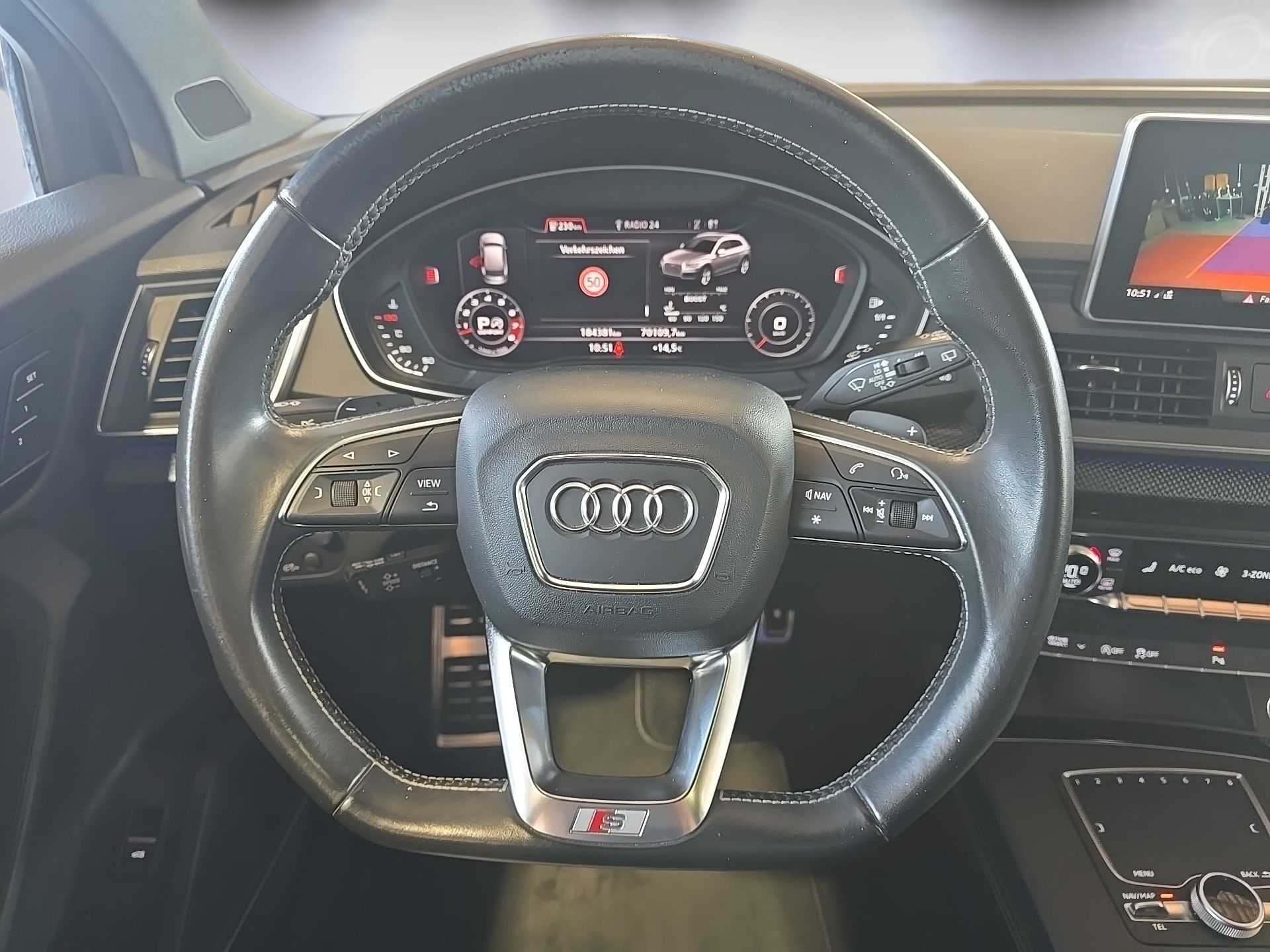 AUDI SQ5 3.0 TFSI quattro S-tronic-image-11