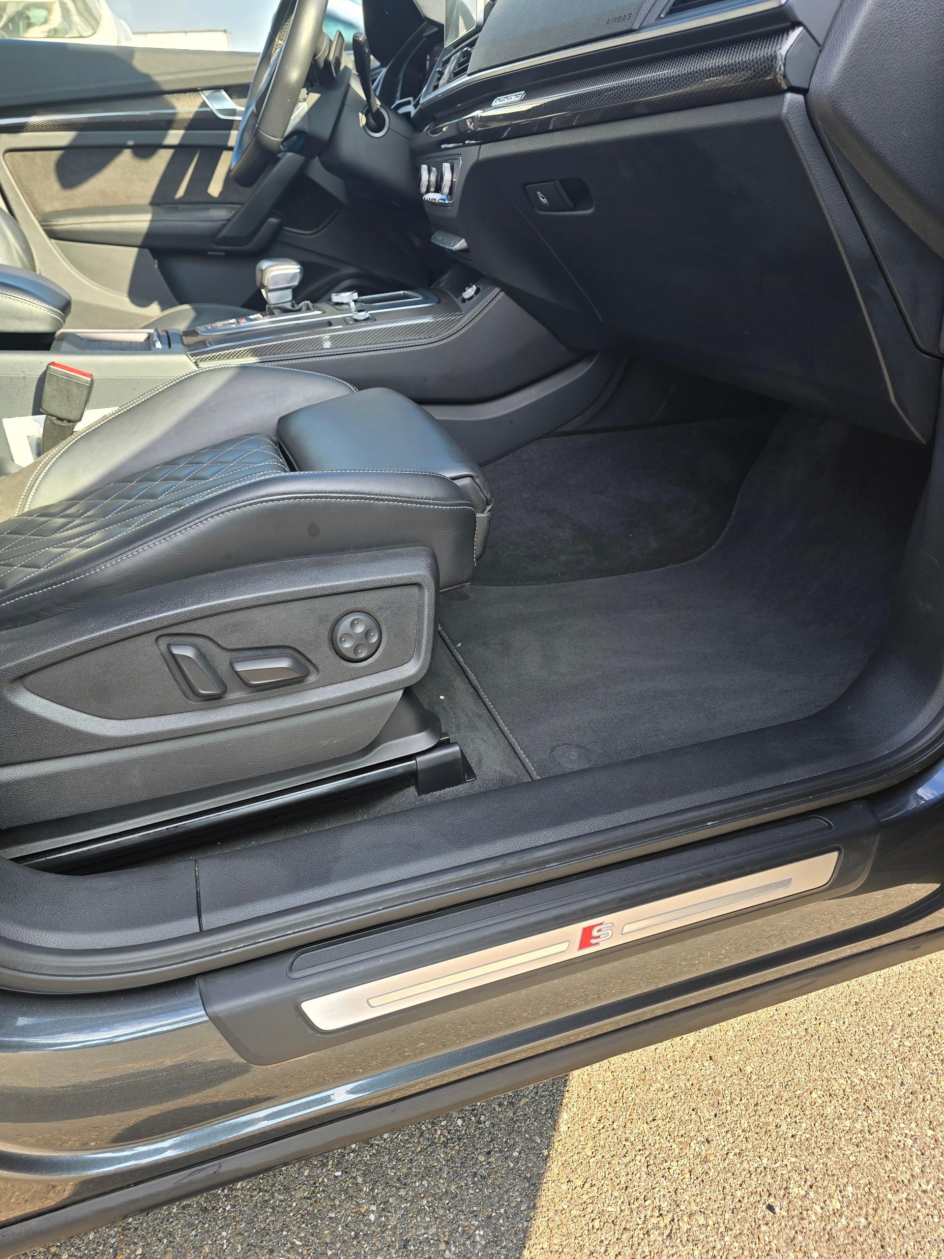 AUDI SQ5 3.0 TFSI quattro S-tronic-image-17