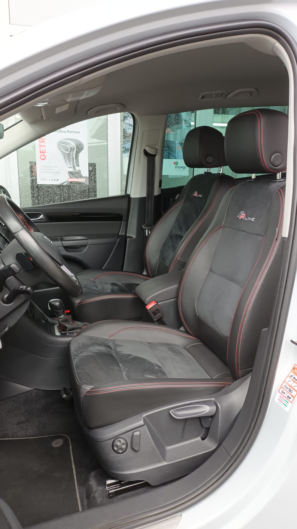SEAT Alhambra 2.0 TDI 4Drive SWISS FR-image-12
