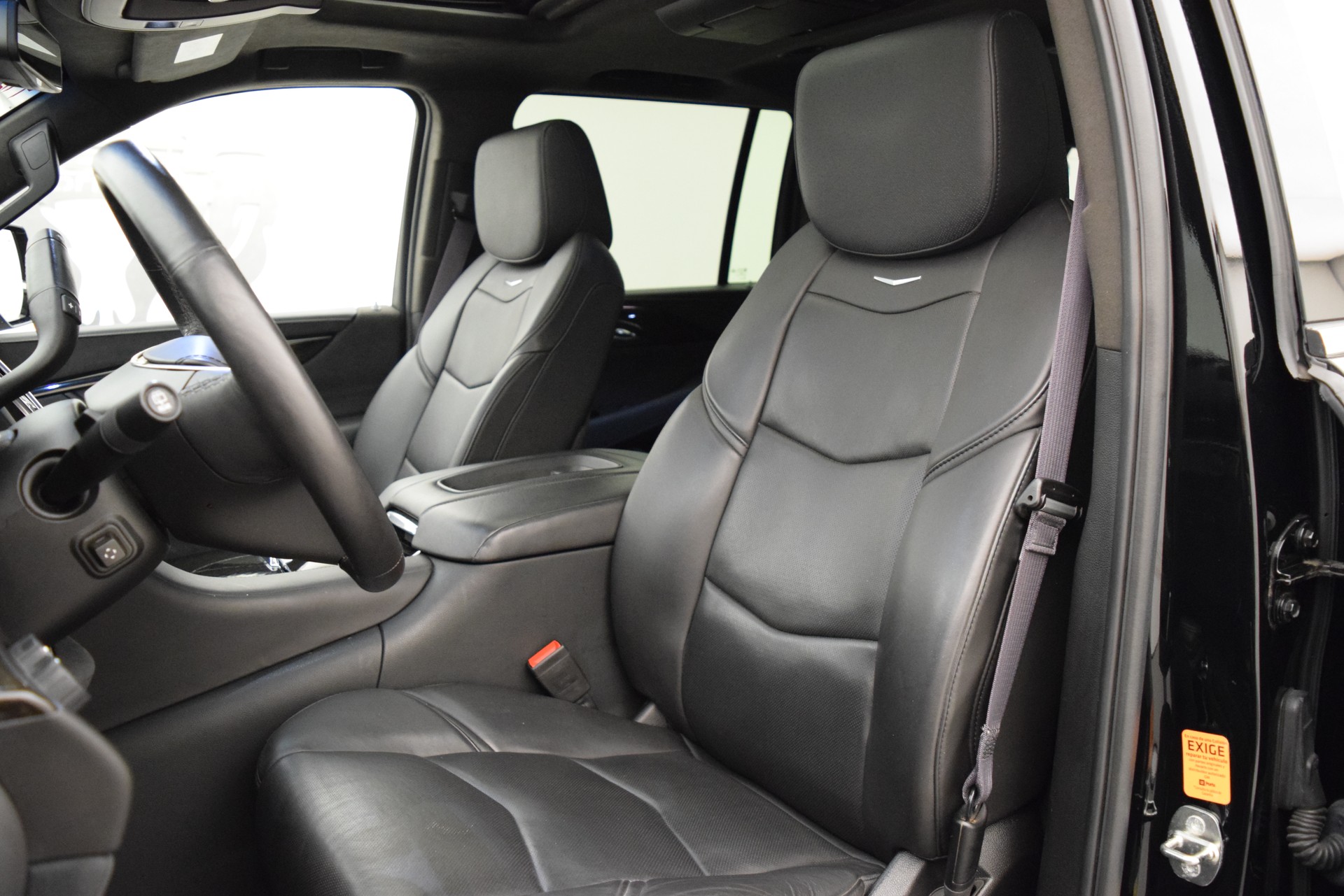 CADILLAC Escalade 6.2 ESV Platinum-image-10