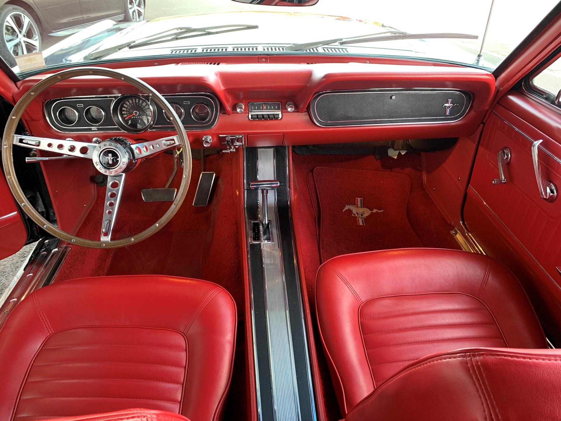 FORD MUSTANG Convertible 289-image-9