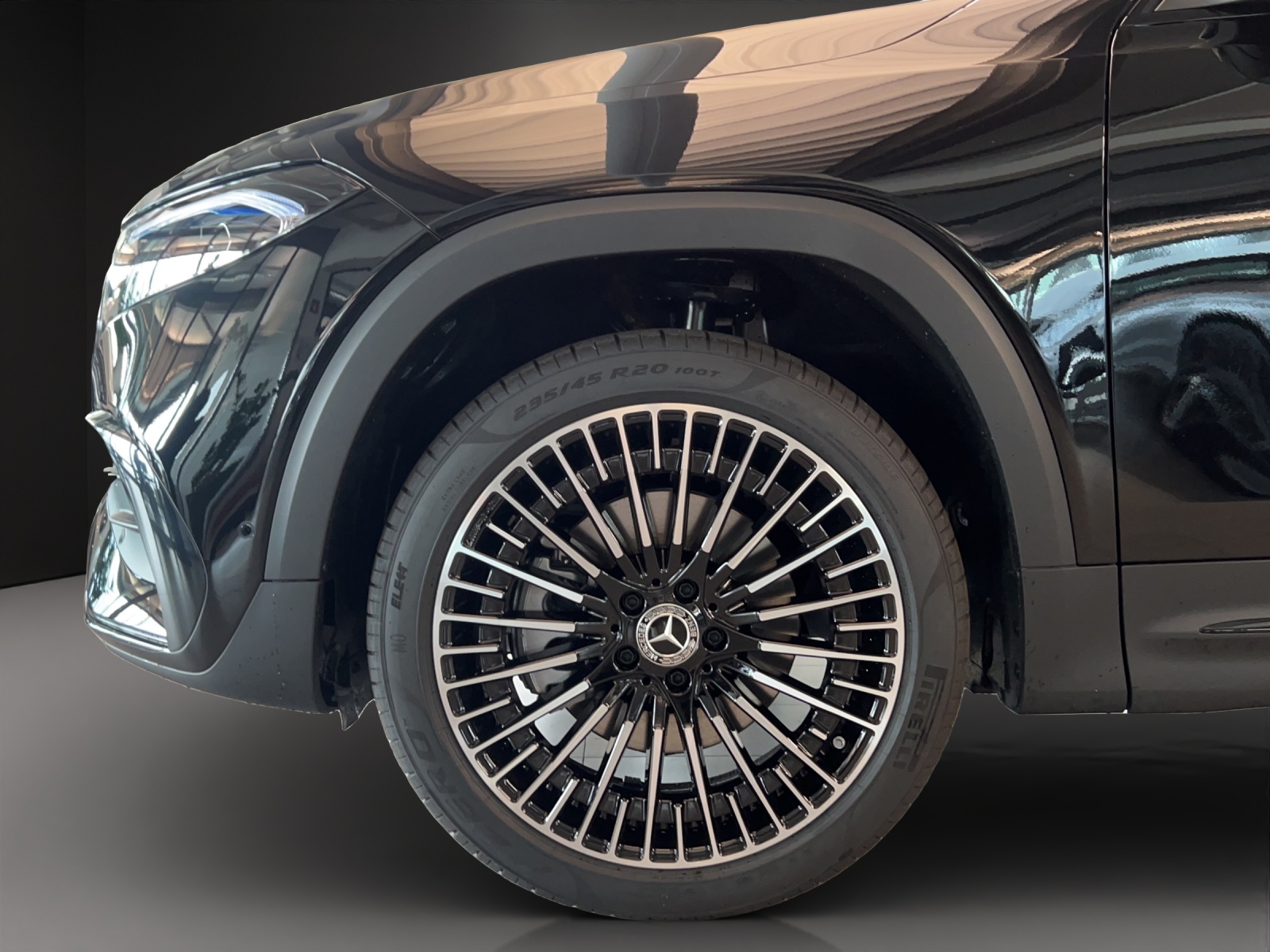 MERCEDES-BENZ EQB 350 4M Swiss Star-image-7
