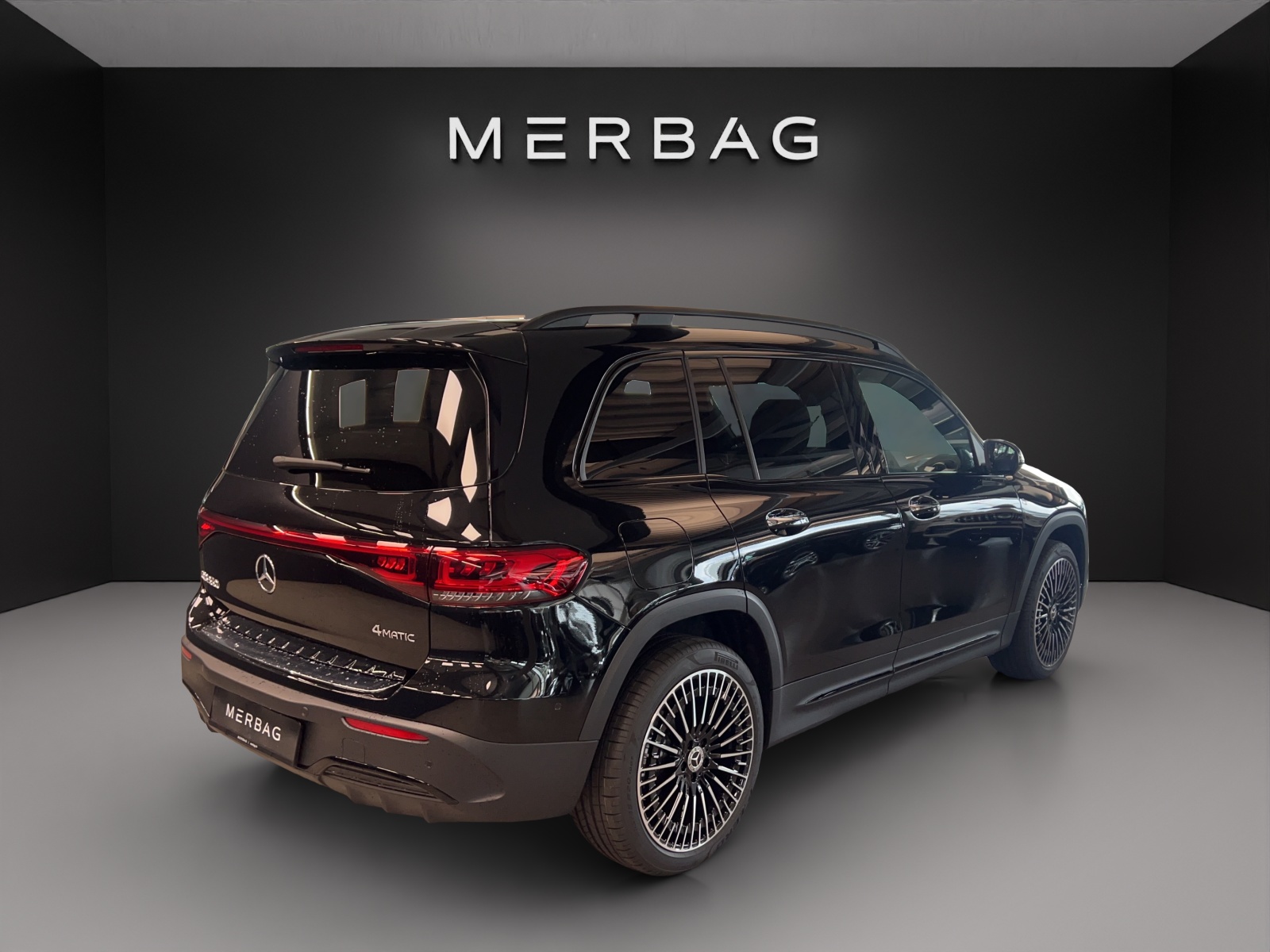 MERCEDES-BENZ EQB 350 4M Swiss Star-image-5