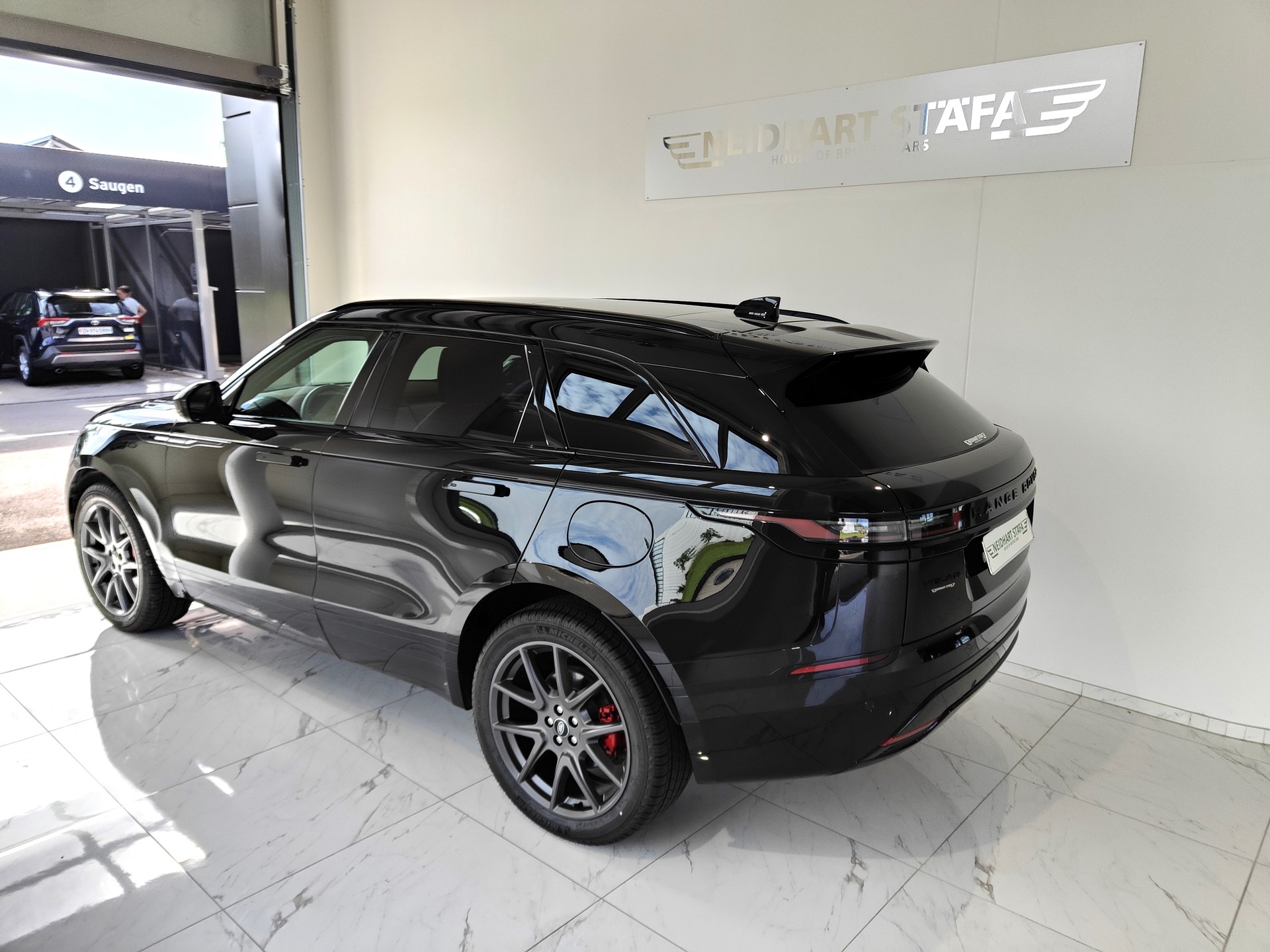 LAND ROVER Range Rover Velar P400e 2.0 I4 PHEV Dynamic HSE Automatic-image-2