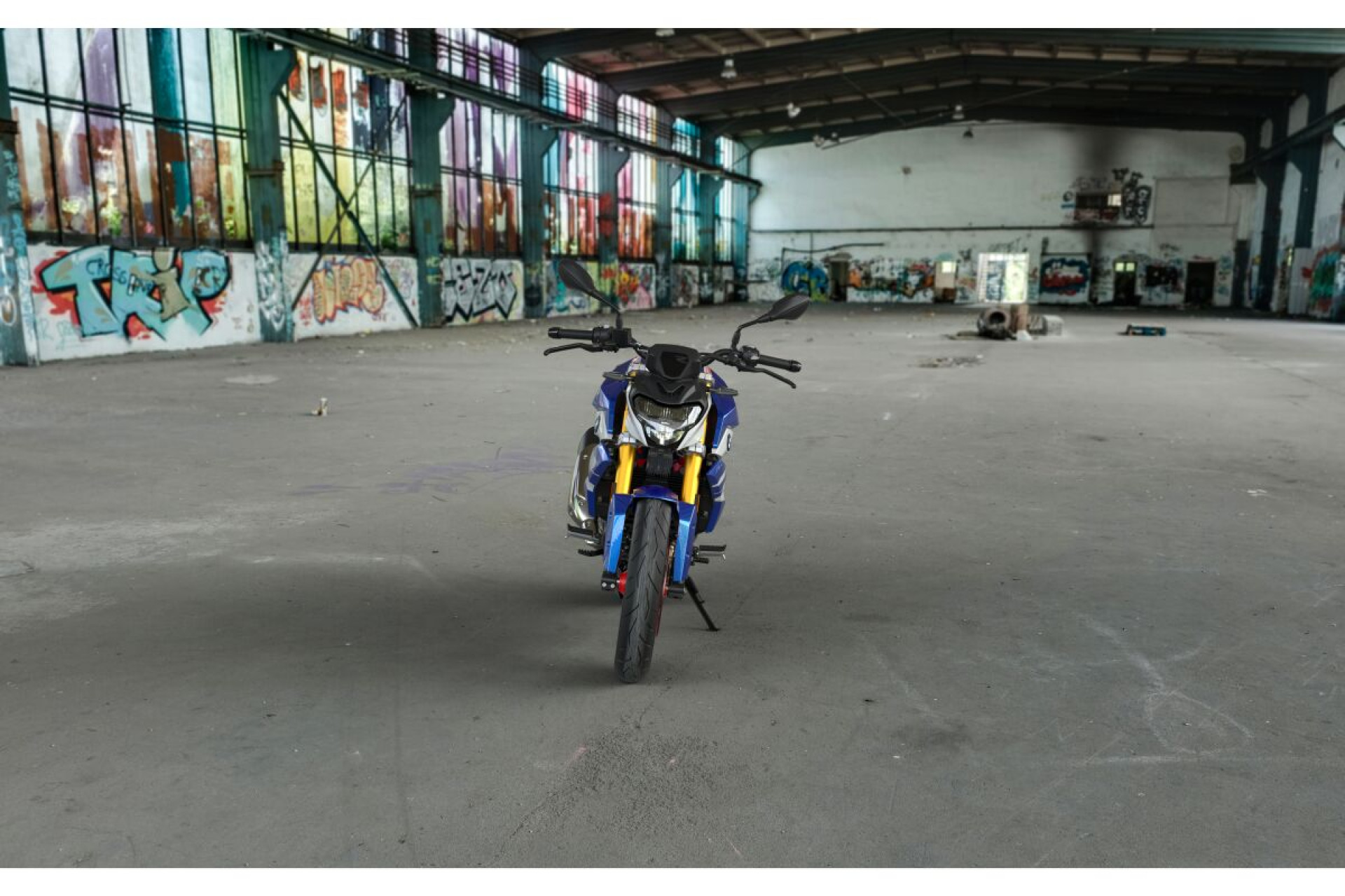 BMW G 310 R-showroom-element-2