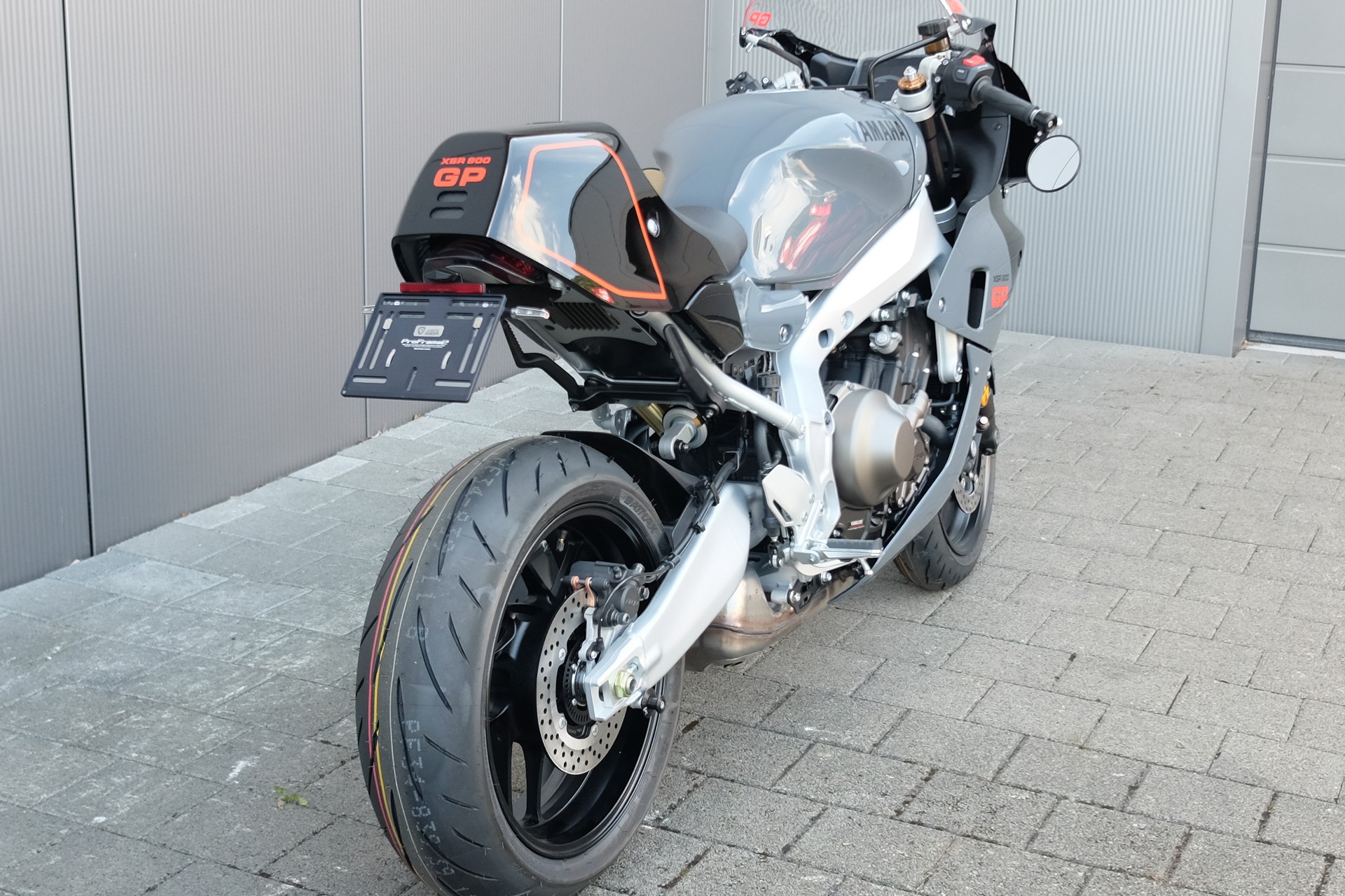 YAMAHA XSR 900 GP-showroom-element-1