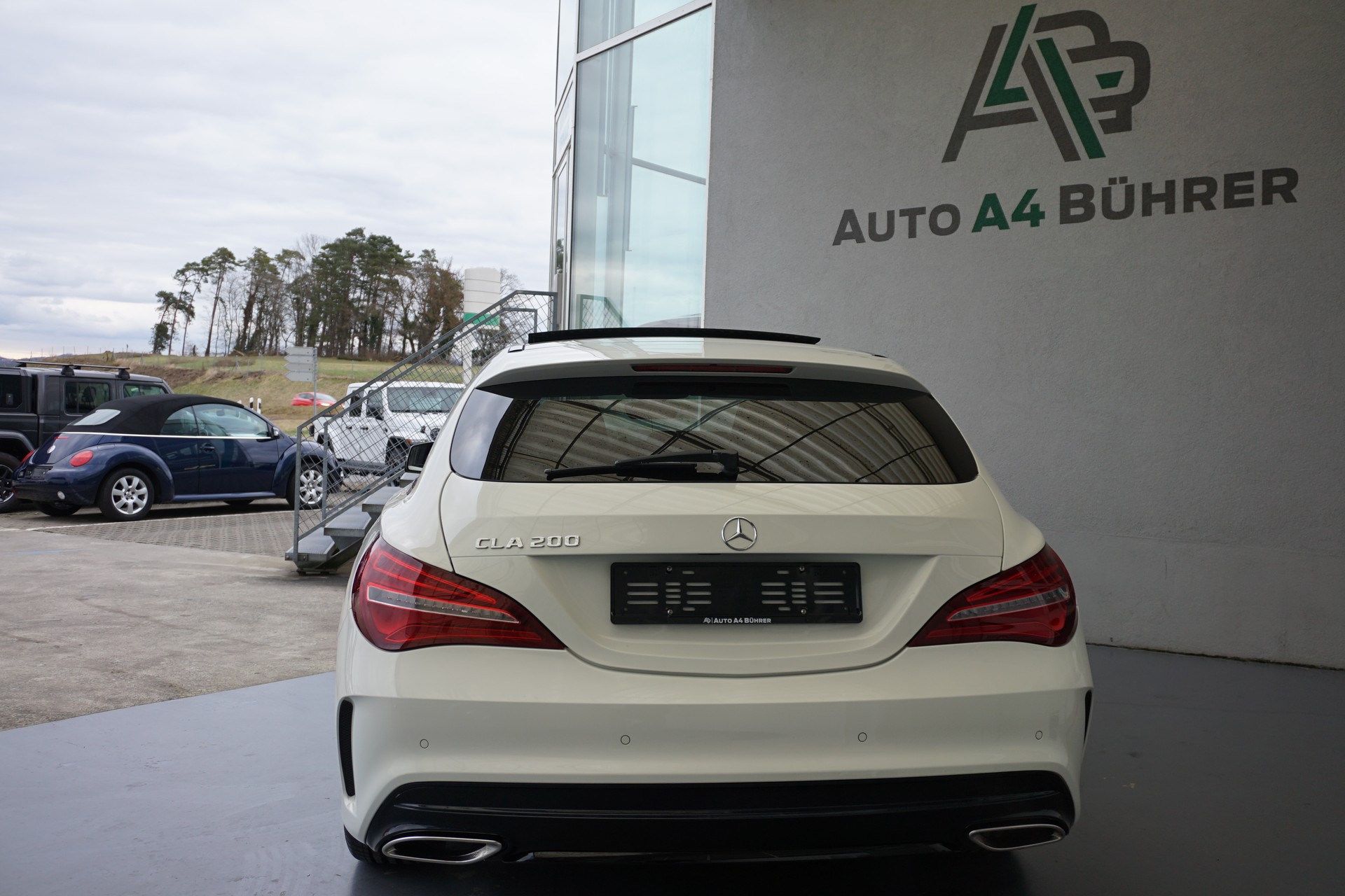 MERCEDES-BENZ CLA 200 AMG Line-image-6