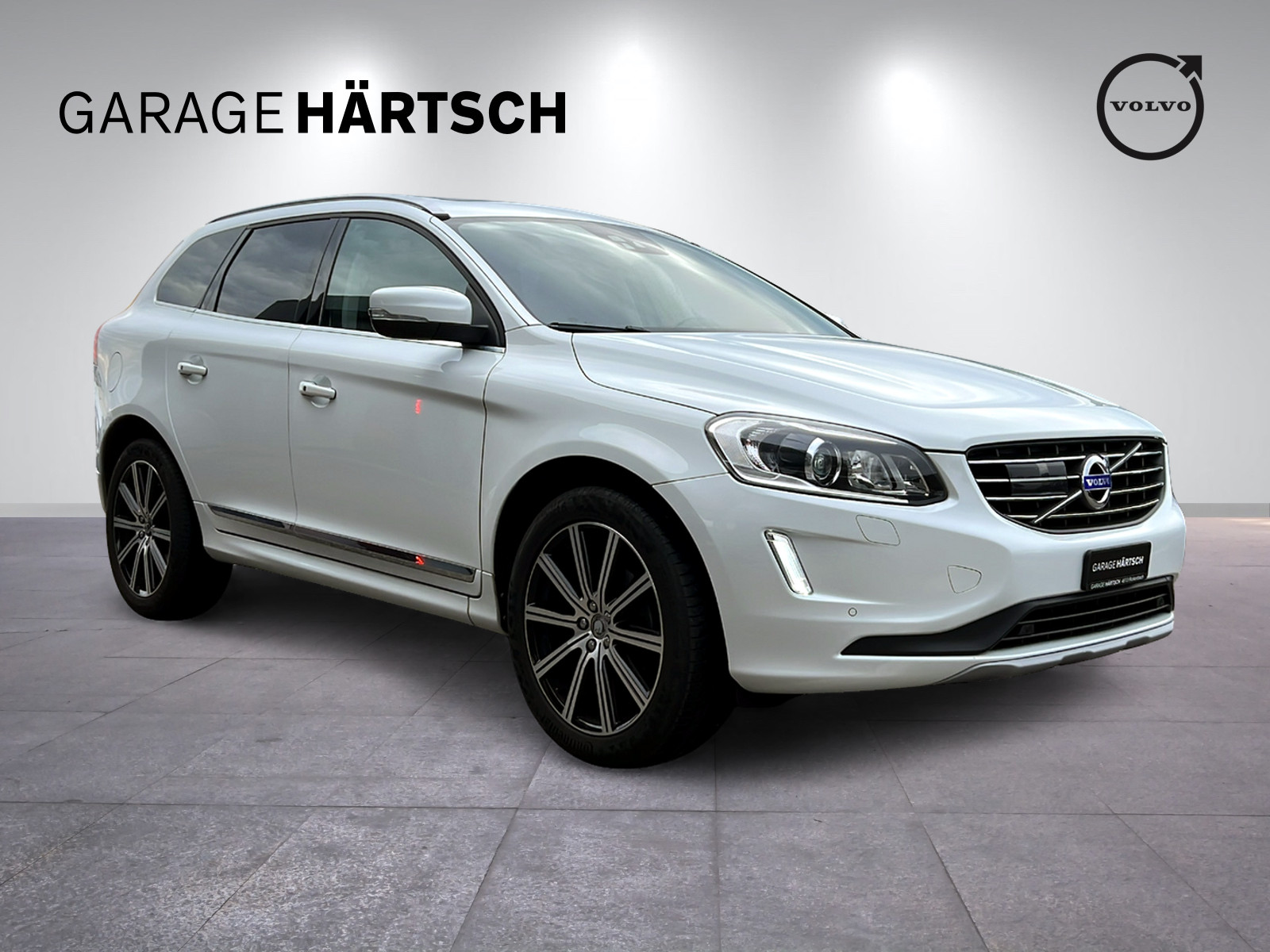 VOLVO XC60 2.0 T6 Executive Plus AWD S/S-image-8