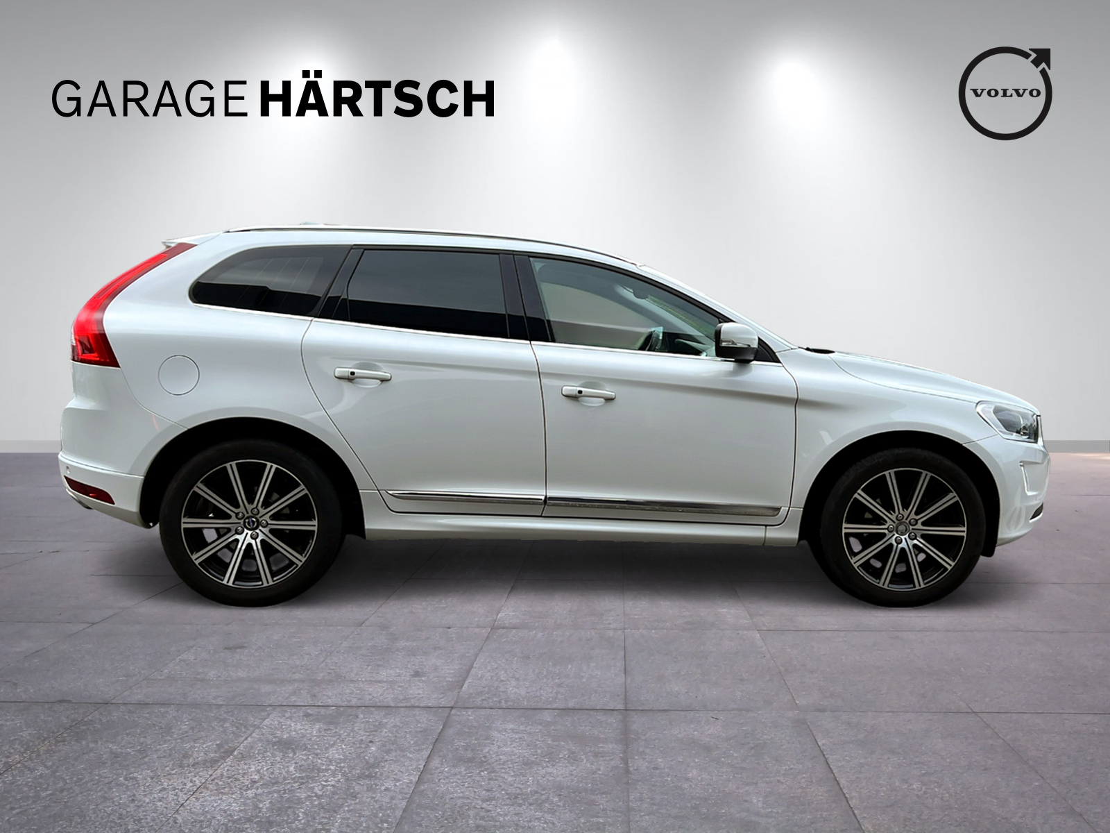 VOLVO XC60 2.0 T6 Executive Plus AWD S/S-image-7