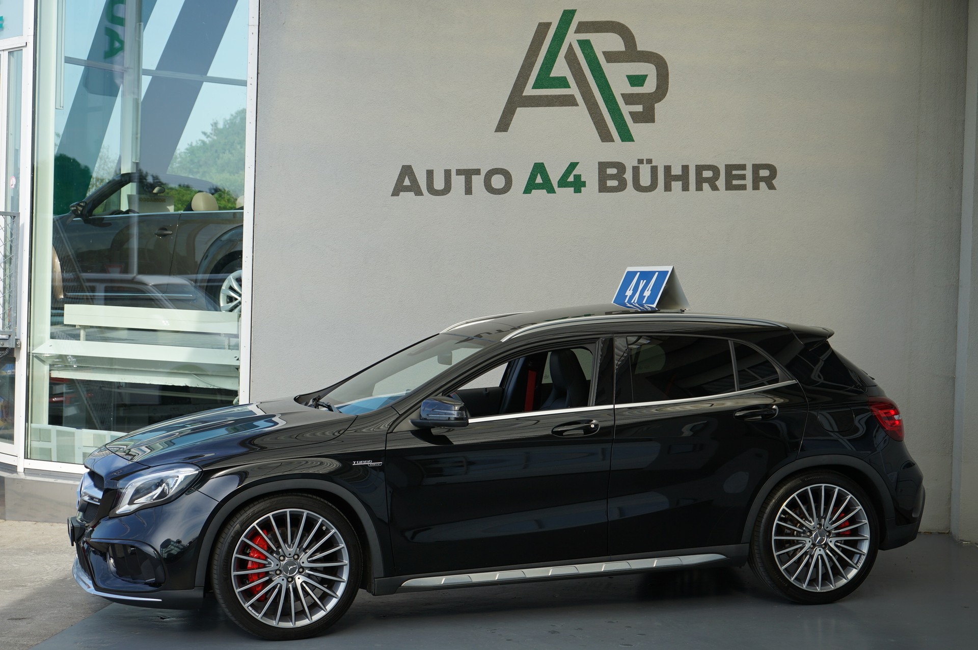 MERCEDES-BENZ GLA 45 AMG 4Matic 381PS-image-3