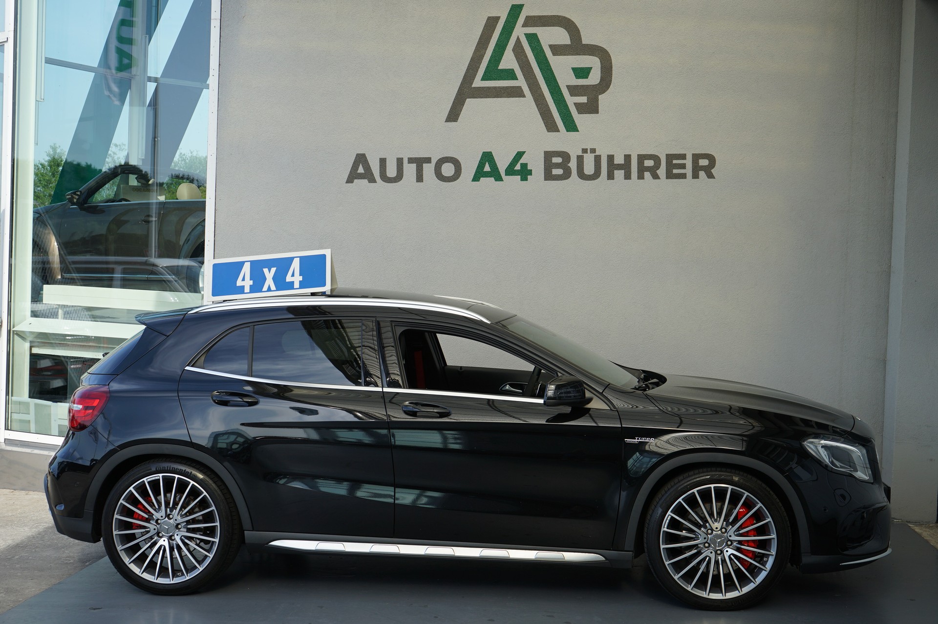 MERCEDES-BENZ GLA 45 AMG 4Matic 381PS-image-4