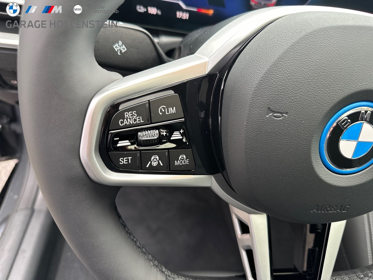 BMW i4 xDrive 40 M Sport Pro-image-18
