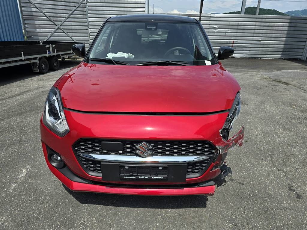 SUZUKI Swift 1.2 Compact + 4x4 Hybrid-image-6