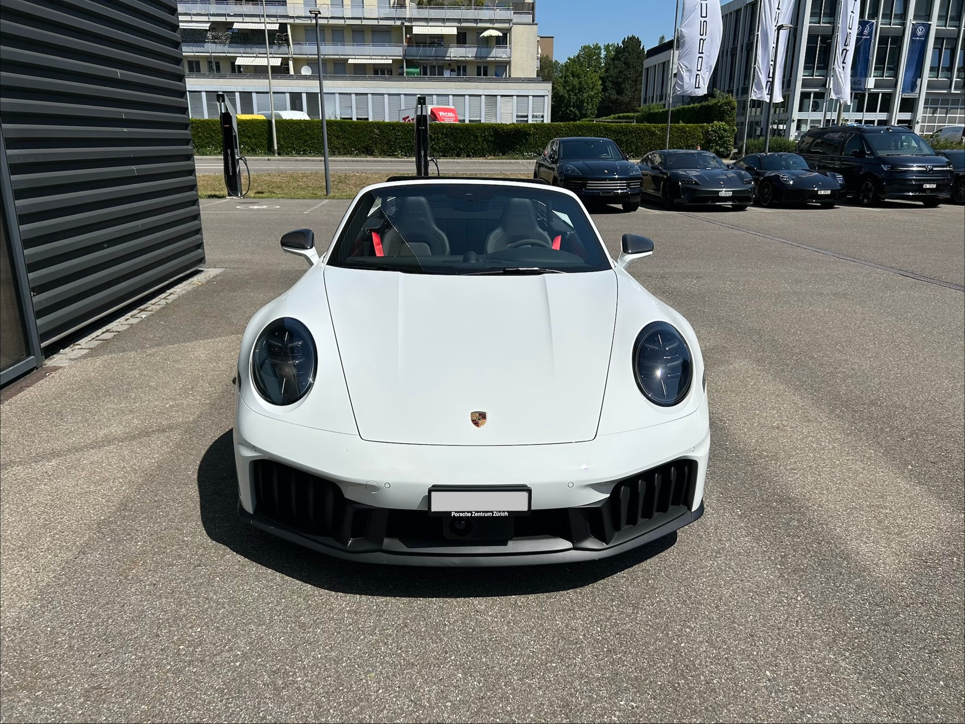 PORSCHE 911 Carrera 4 GTS Cabrio 3.6 (992.2)-image-0