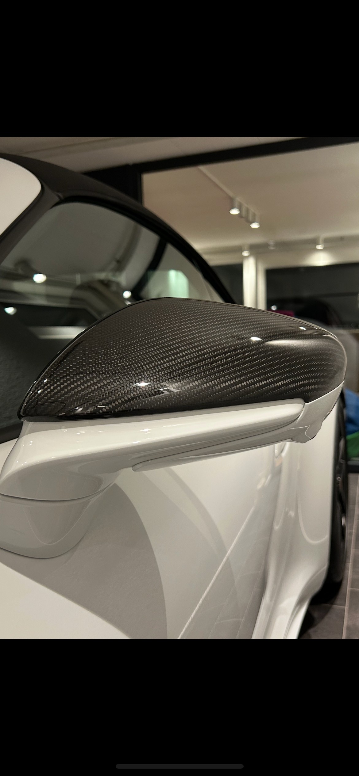PORSCHE 911 Carrera 4 GTS Cabrio 3.6 (992.2)-image-11
