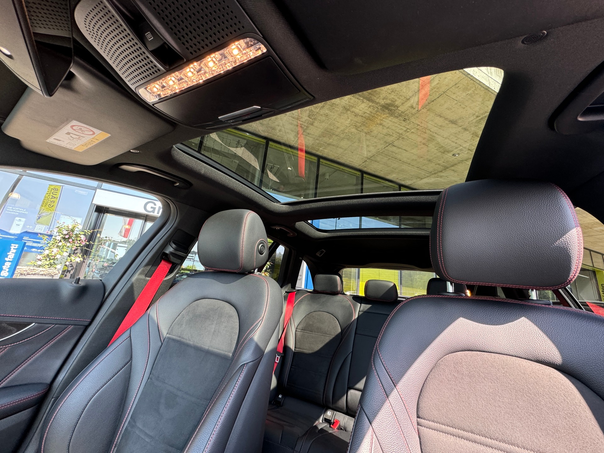 MERCEDES-BENZ C 43 AMG 4Matic 9G-Tronic-image-9