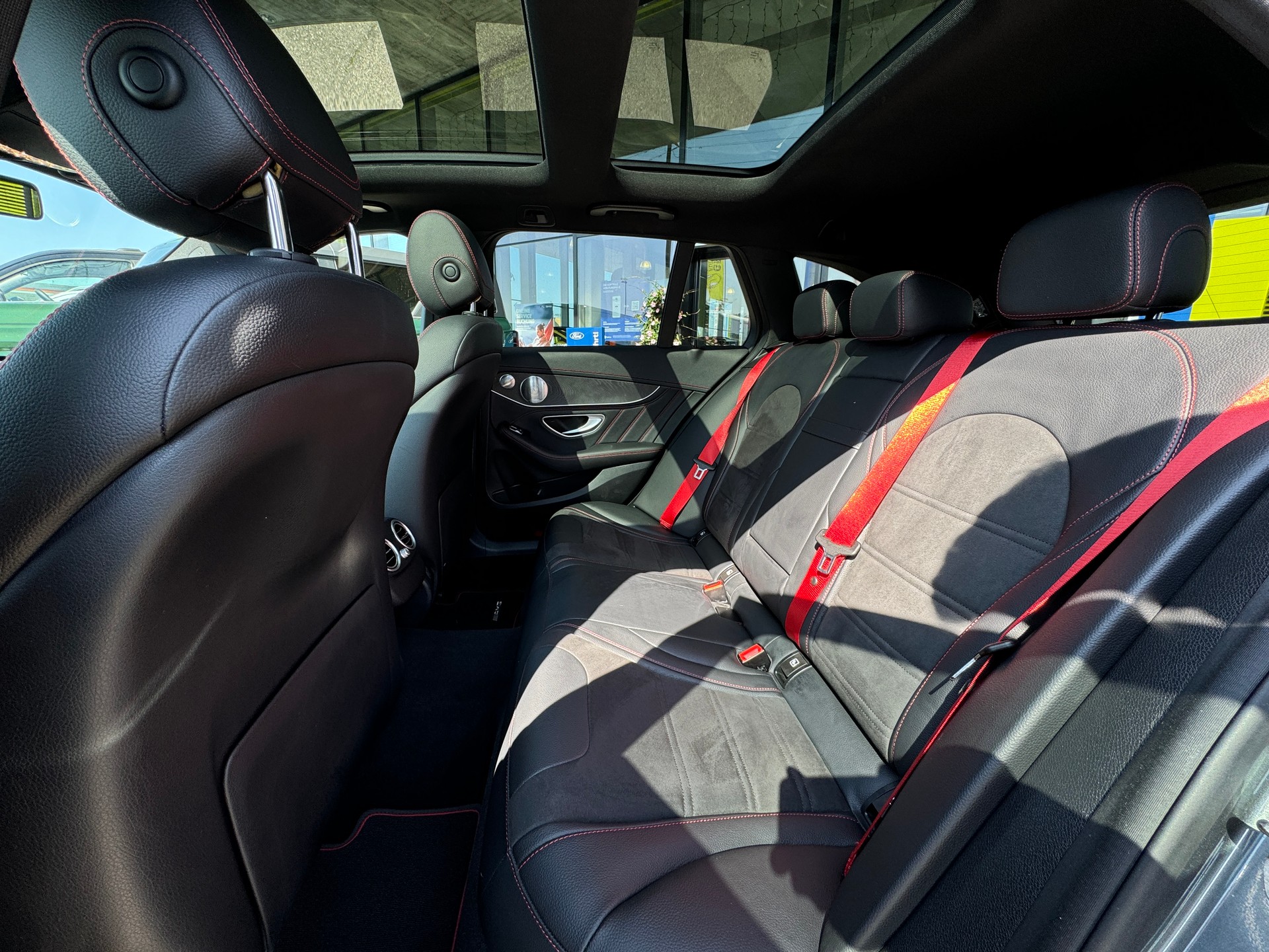 MERCEDES-BENZ C 43 AMG 4Matic 9G-Tronic-image-11