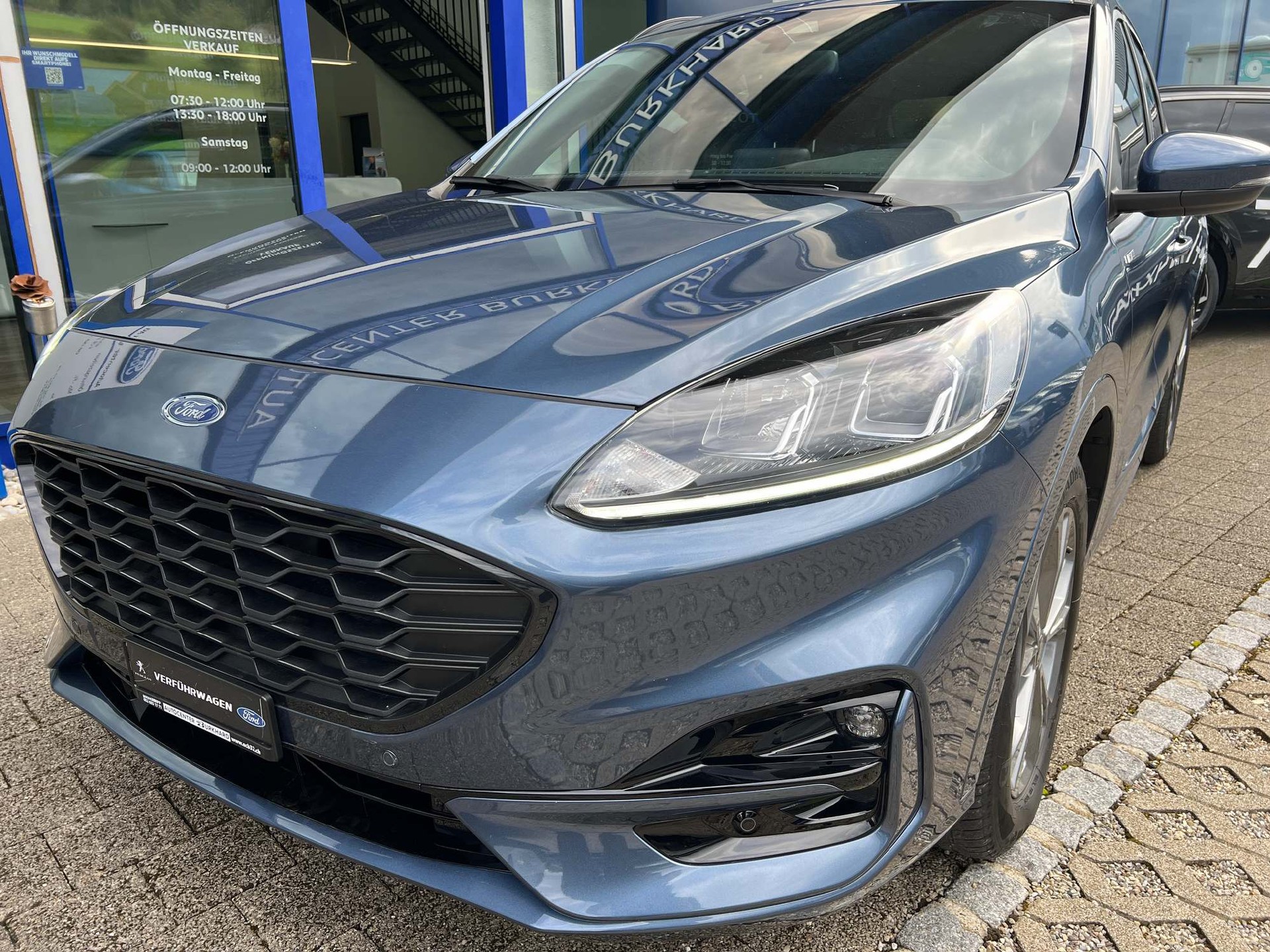 FORD Kuga 2.0 EcoBlue ST-Line-image-3