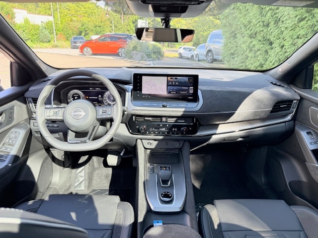 NISSAN Qashqai 1.3 DIG-T 158 N-Design 4x4-image-9