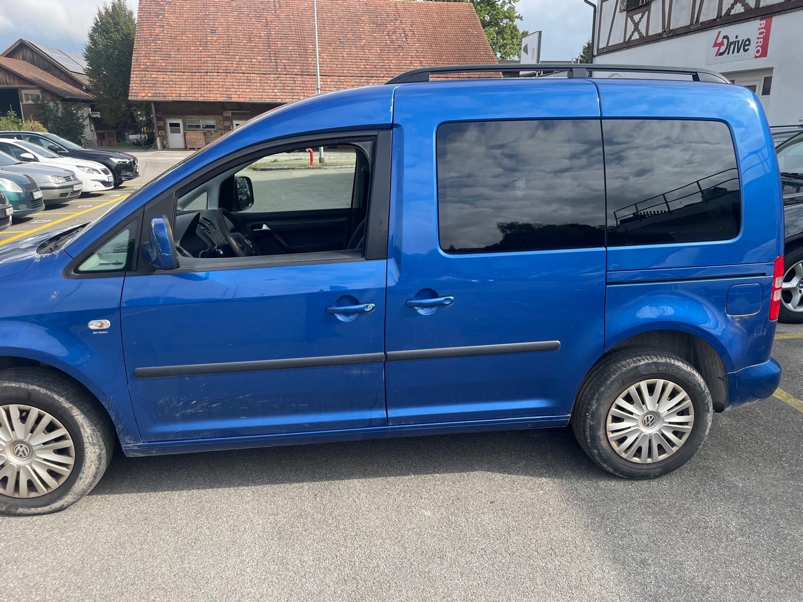 VW Caddy 1.6 TDI Blue Motion Technology Highline DSG-image-6