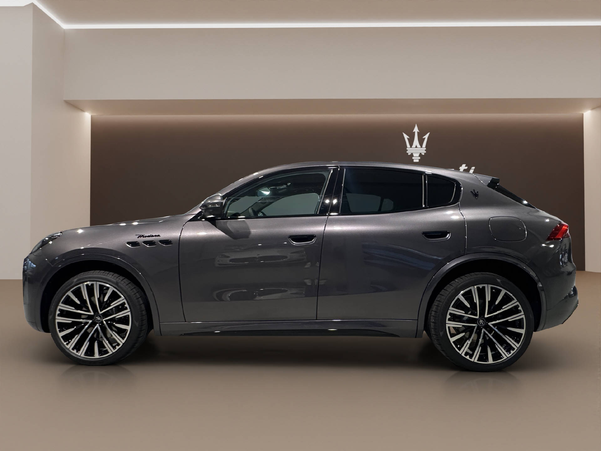 MASERATI Grecale 2.0 Hybrid Modena-image-7
