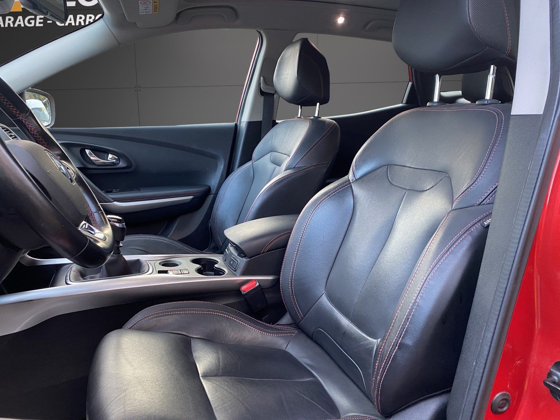 RENAULT Kadjar 1.6 16V Turbo Swiss Edition-image-10