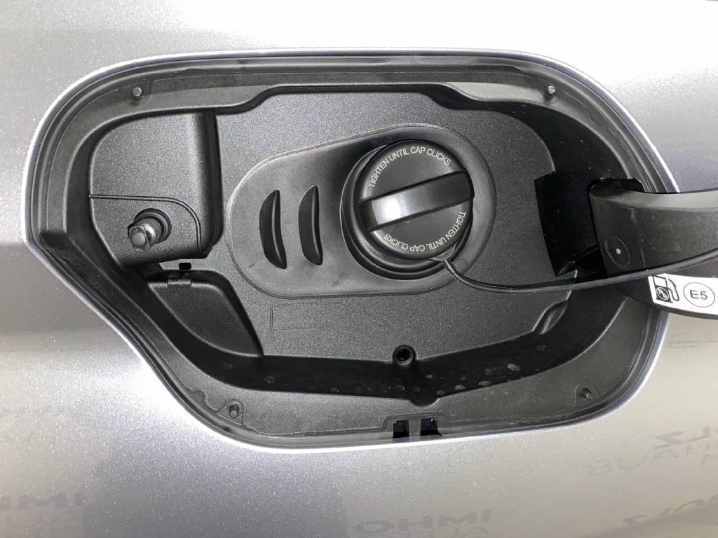 PEUGEOT 308 SW 1.6 PHEV 195 GT-image-18