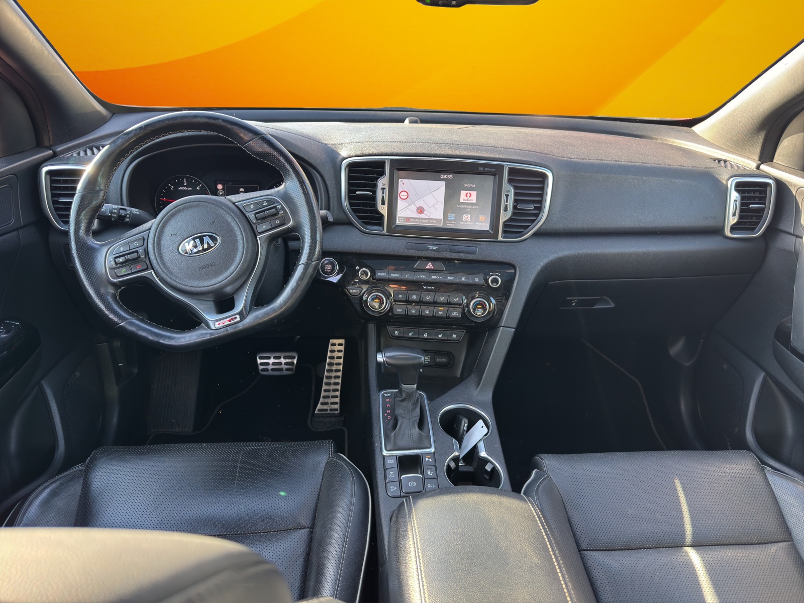 KIA Sportage 2.0CRDi Style 4WD Automat-image-8