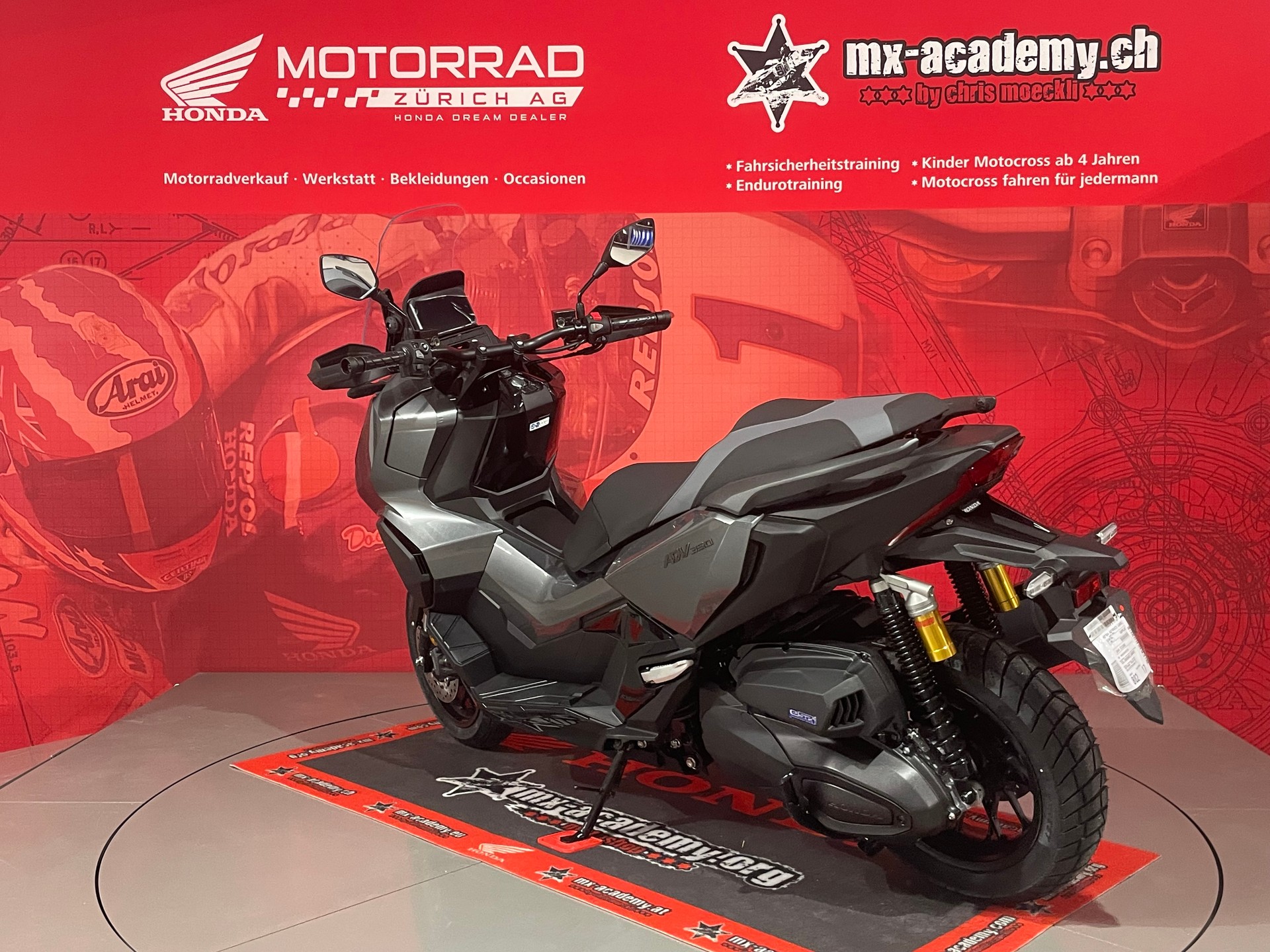 HONDA *ADV350**Modell 2026**Neufahrzeug**Iridium Grey Metallic*-image-6