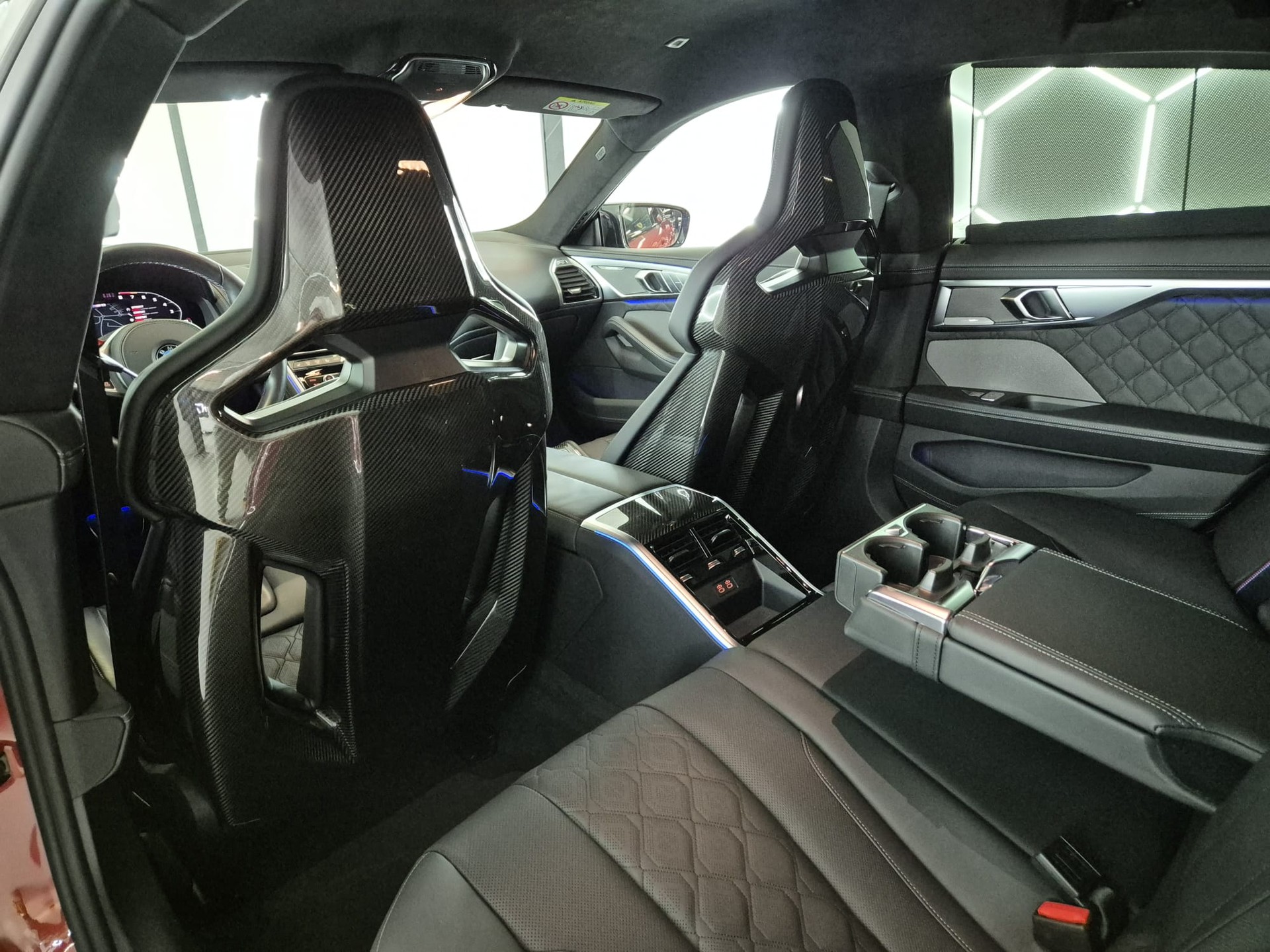 BMW M8 xDrive M Competition Steptronic Gran Coupé Carbon Schalensitze-image-17