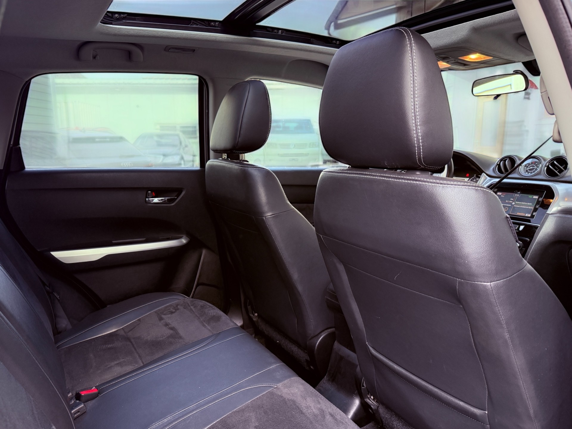 SUZUKI Vitara 1.6 TD Sergio Cellano Top-image-8