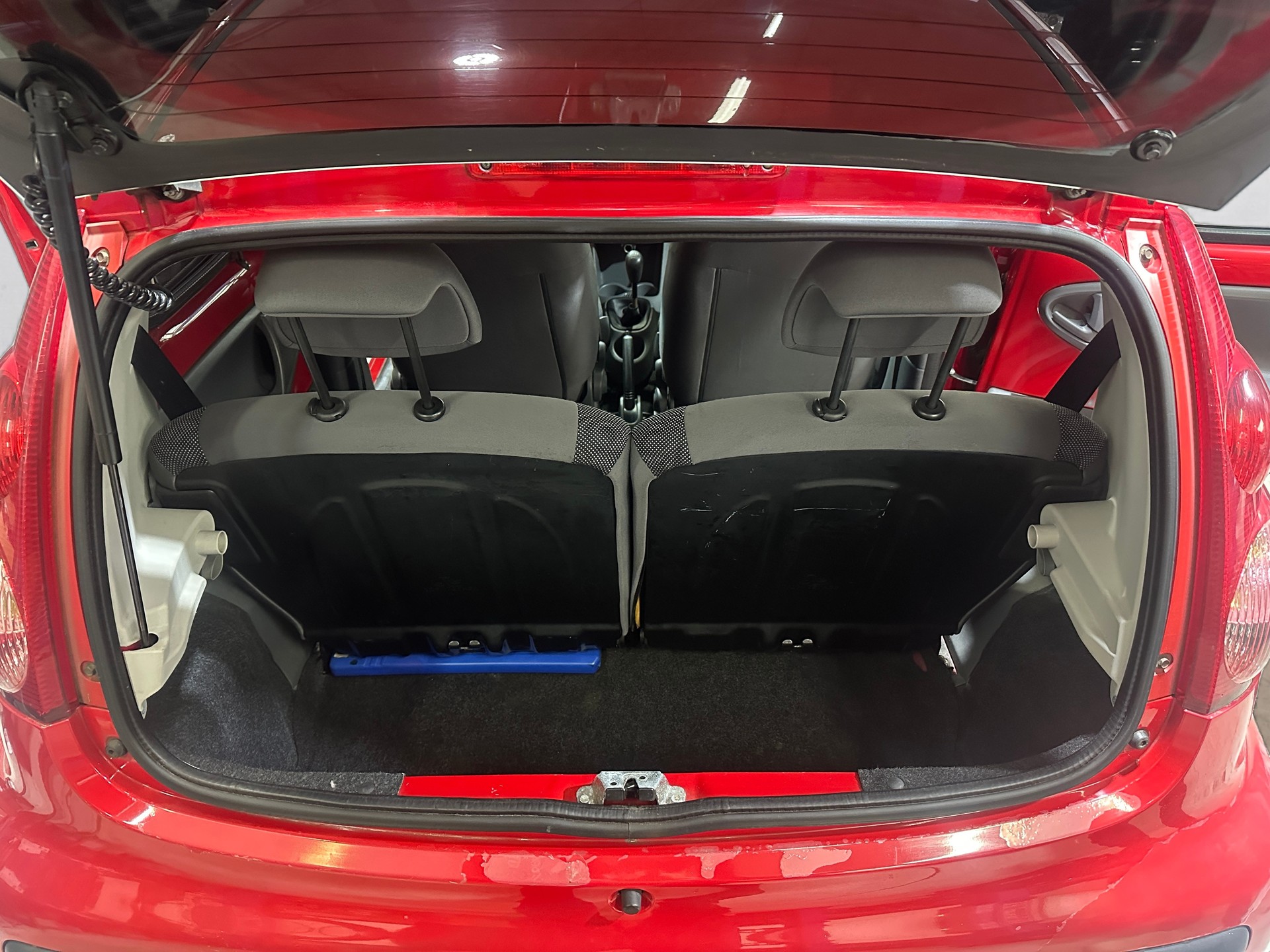PEUGEOT 107 1.0 City Move-image-12
