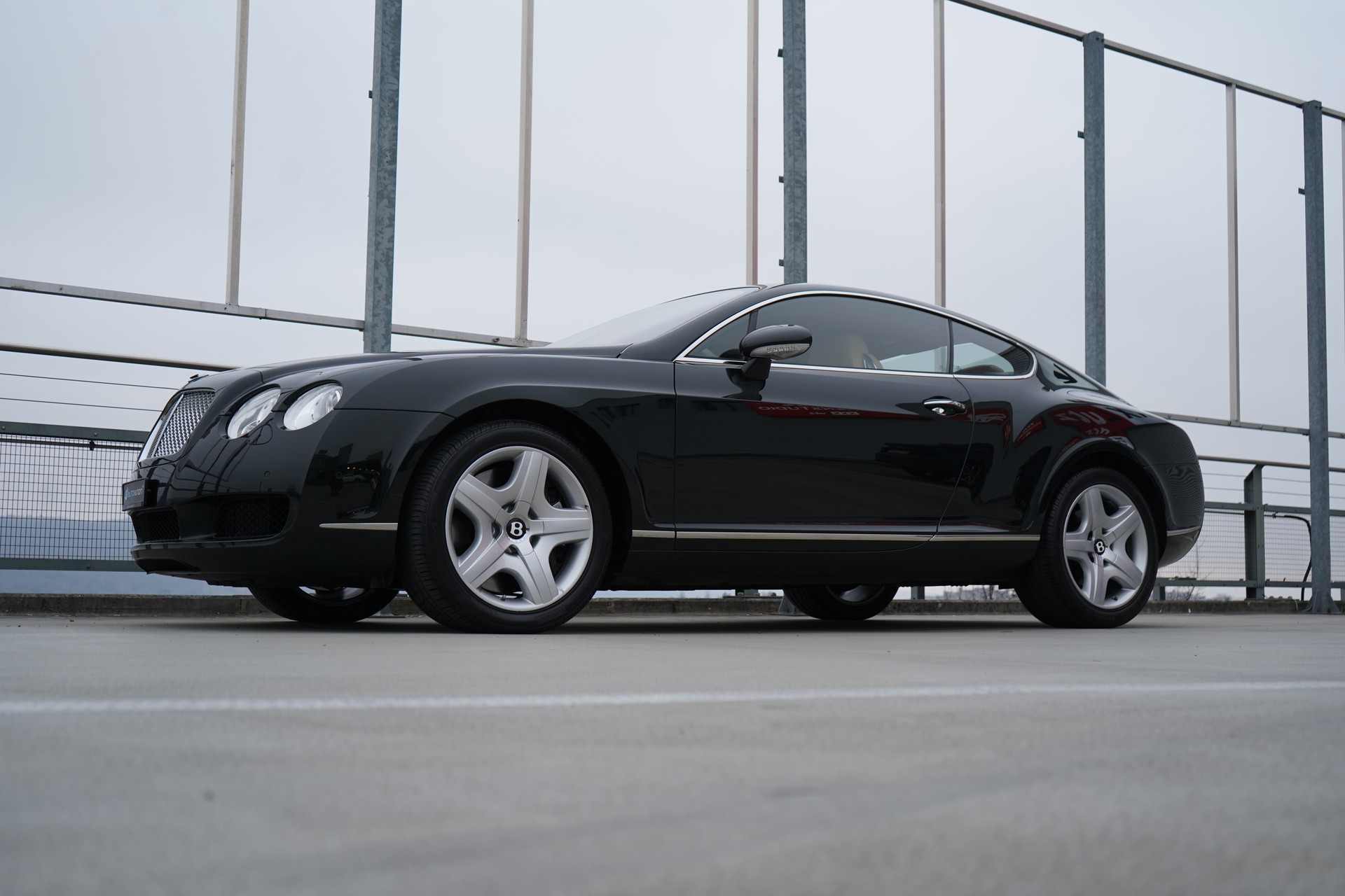 BENTLEY CONTINENTAL GT 6.0 l 560 PS-image-14