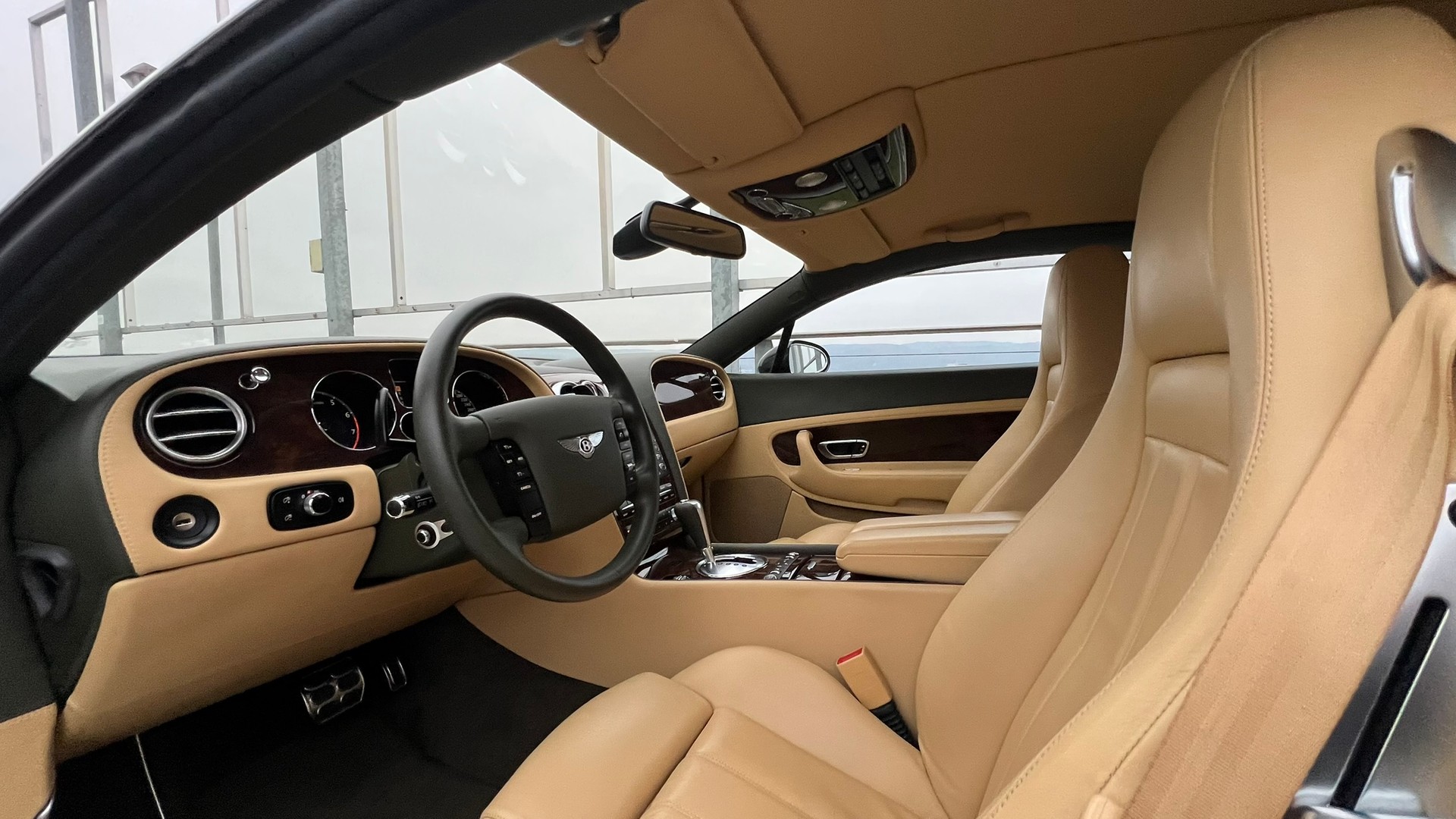 BENTLEY CONTINENTAL GT 6.0 l 560 PS-image-25